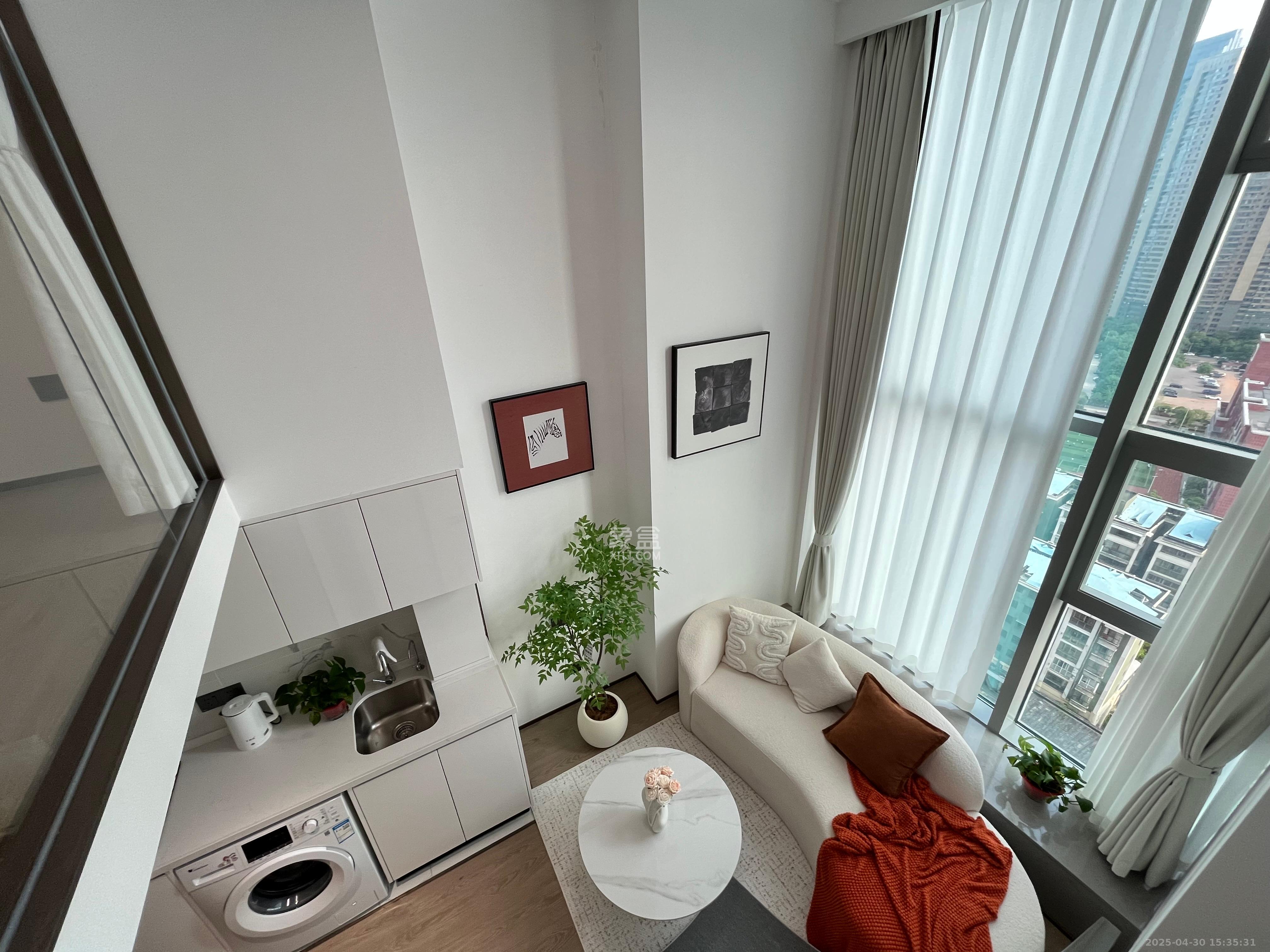 长沙五矿广场  2室1厅1卫    3000.0元/月 长沙五矿广场  2室1厅1卫    3000.0元/月