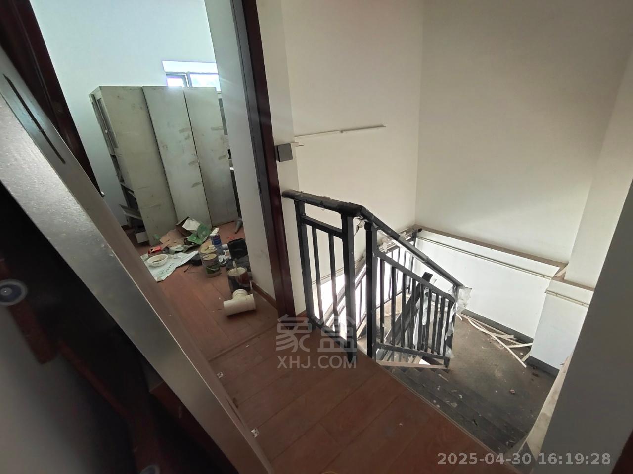 碧桂园江山一品 3室2厅2卫 1500.0元/月 碧桂园江山一品 3室2厅2卫 1500.0元/月室内图