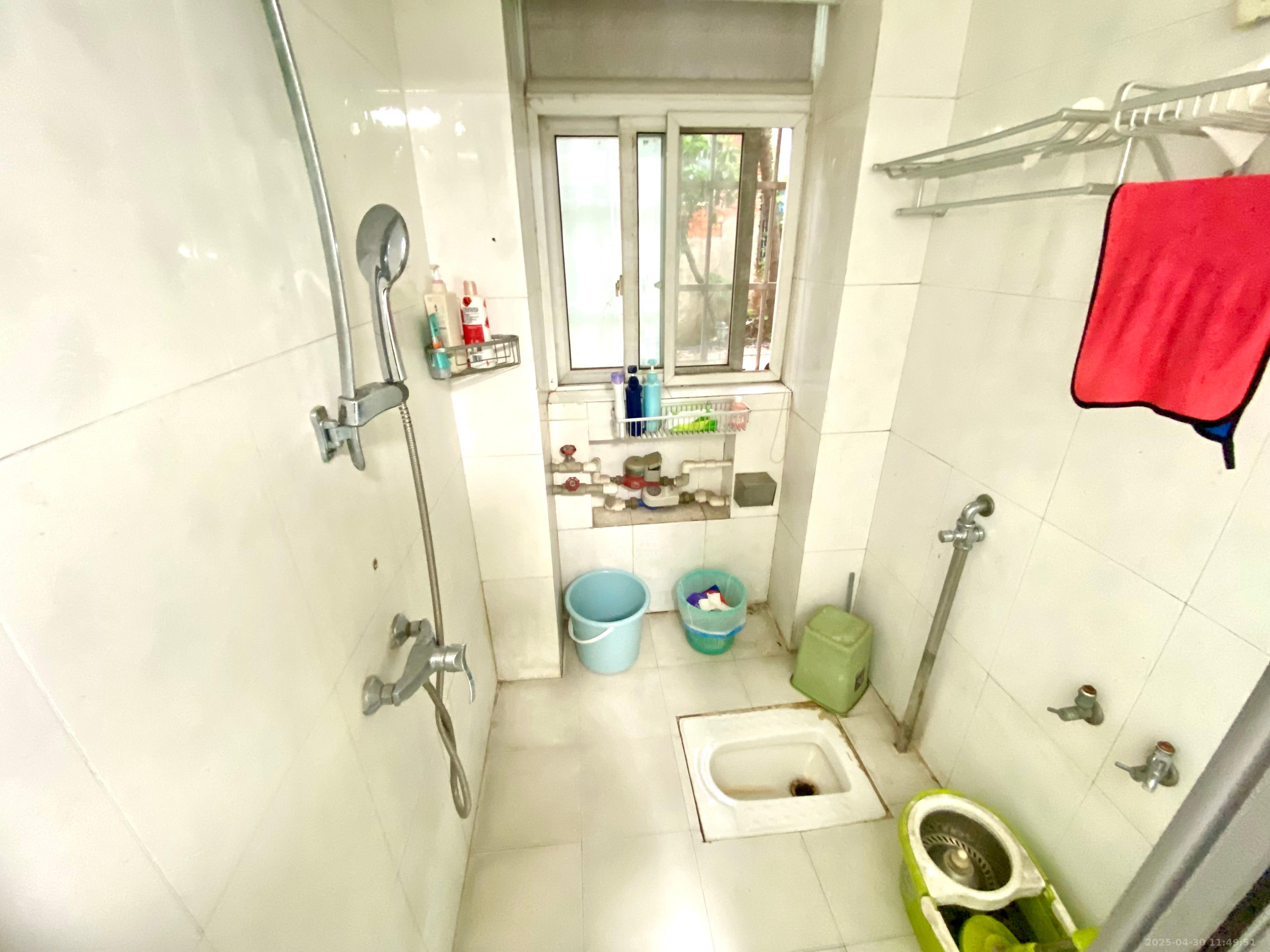 联通小区(瑞丽园) 3室1厅2卫 900.0元/月 联通小区(瑞丽园) 3室1厅2卫 900.0元/月室内图