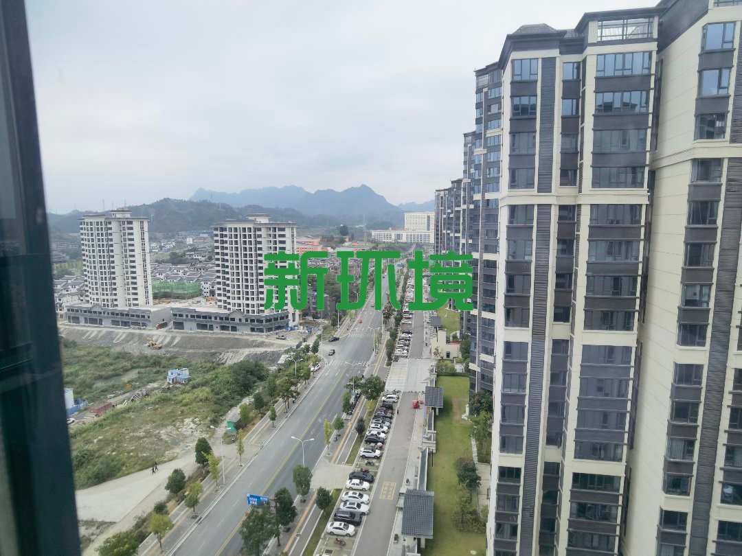 中建凤栖台  4室2厅2卫    58.0万 中建凤栖台  4室2厅2卫    58.0万客厅