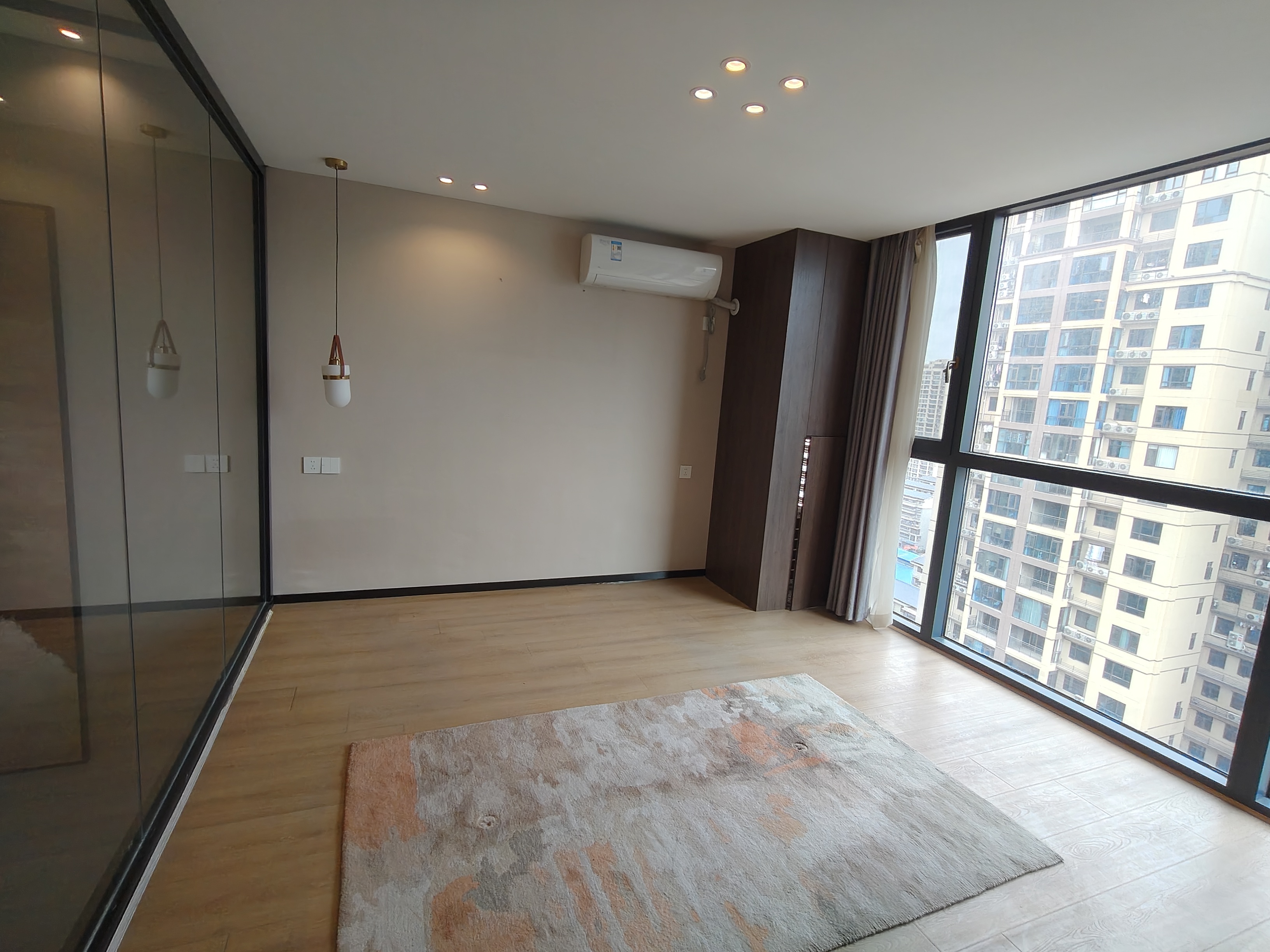 俊景万和城  1室1厅1卫   1600.00元/月室内图