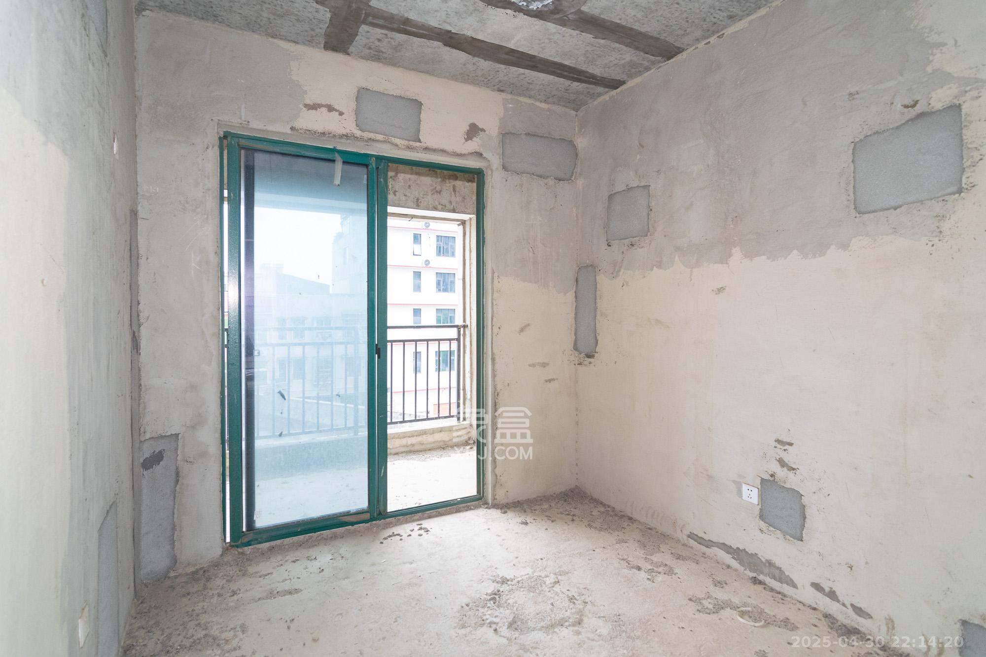 才子城  4室2厅2卫    58.0万卧室