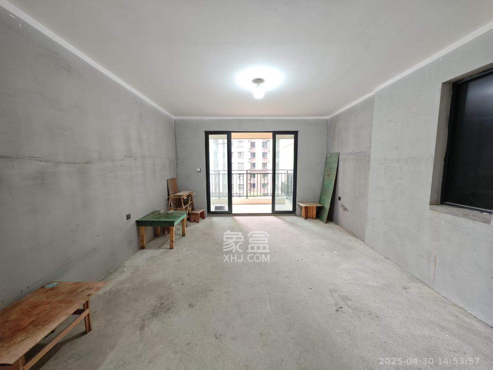 中建钰和城 4室2厅2卫 1400.0元/月 中建钰和城 4室2厅2卫 1400.0元/月室内图