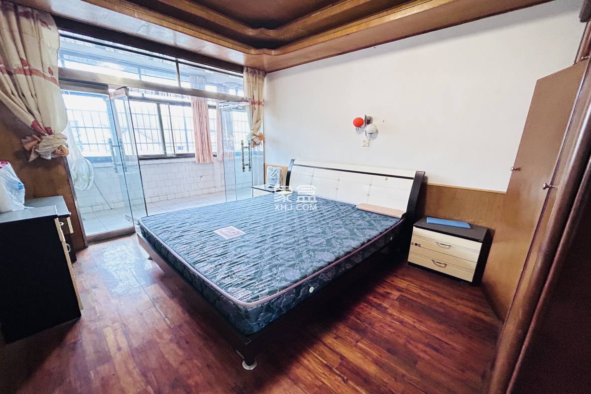 虎形山社区 3室2厅1卫 30.8万 虎形山社区 3室2厅1卫 30.8万室内图