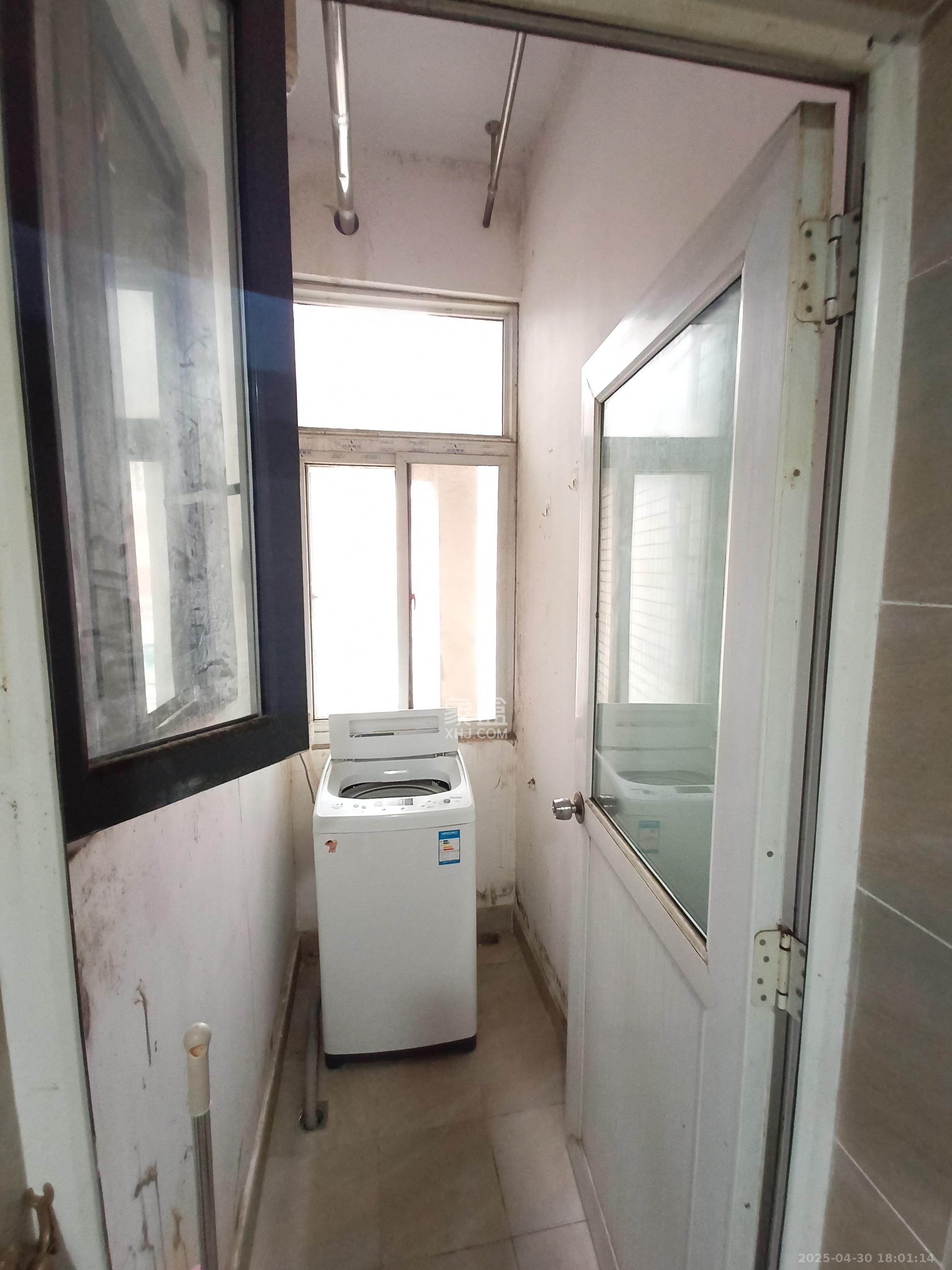 未来城科学家园  1室1厅1卫    1500.0元/月 未来城科学家园  1室1厅1卫    1500.0元/月室内图