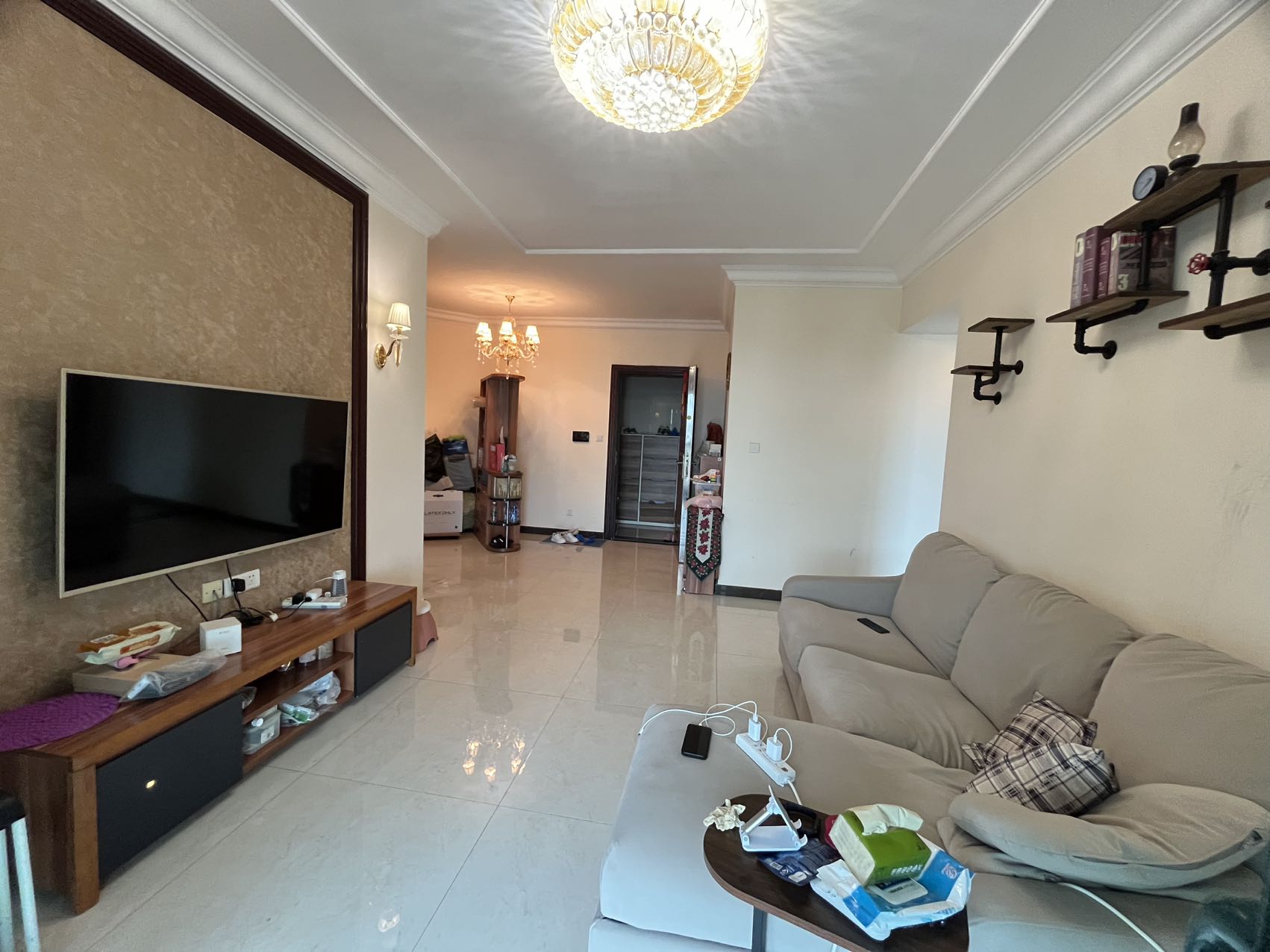 恒大绿洲 2室2厅1卫 1400.0元/月 恒大绿洲 2室2厅1卫 1400.0元/月室内图