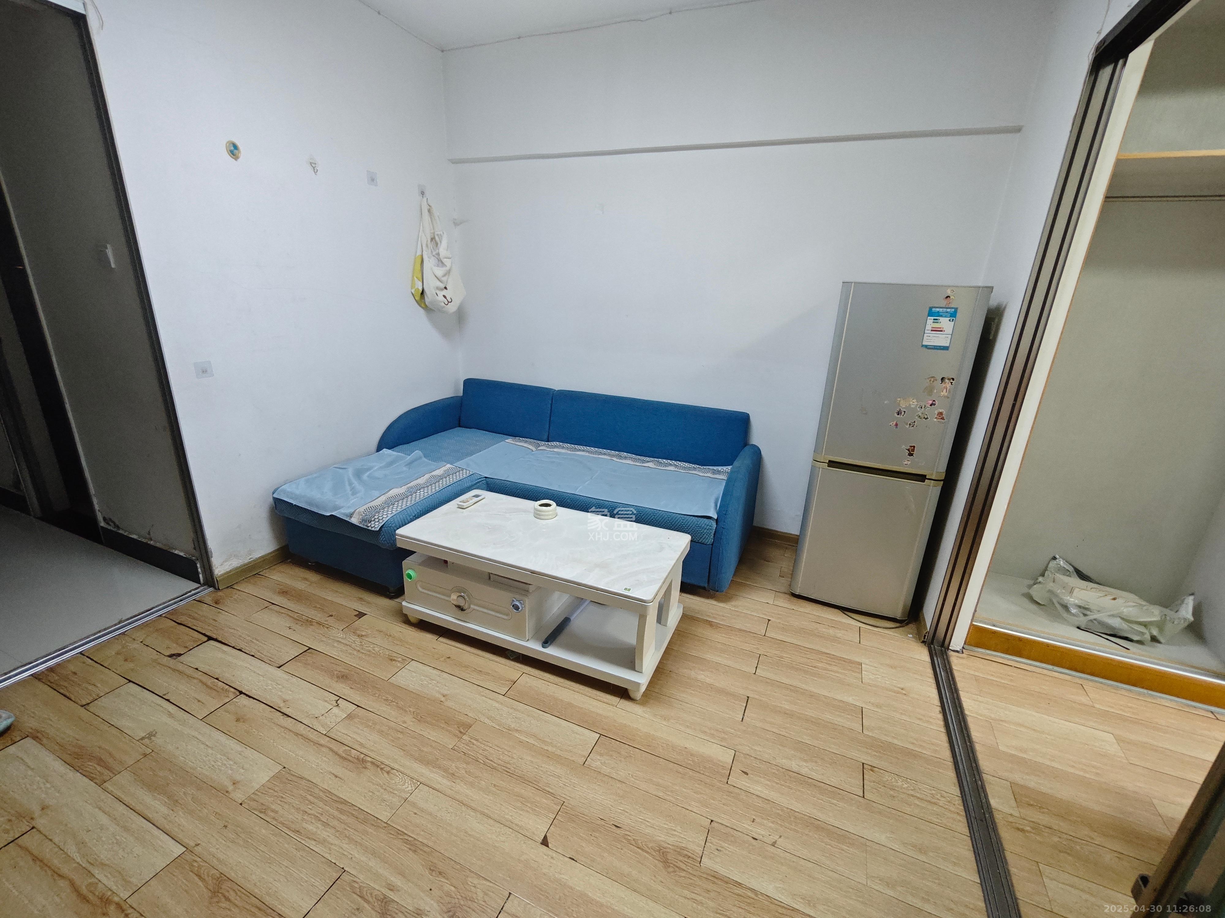 山水华景 1室1厅1卫 1500.0元/月 山水华景 1室1厅1卫 1500.0元/月室内图