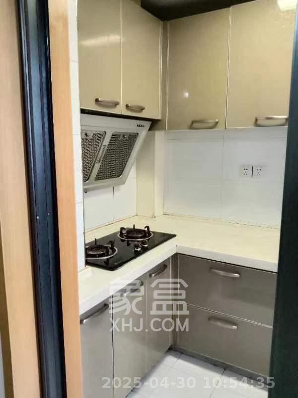 上东辛顿公寓  2室1厅1卫   2100.00元/月室内图