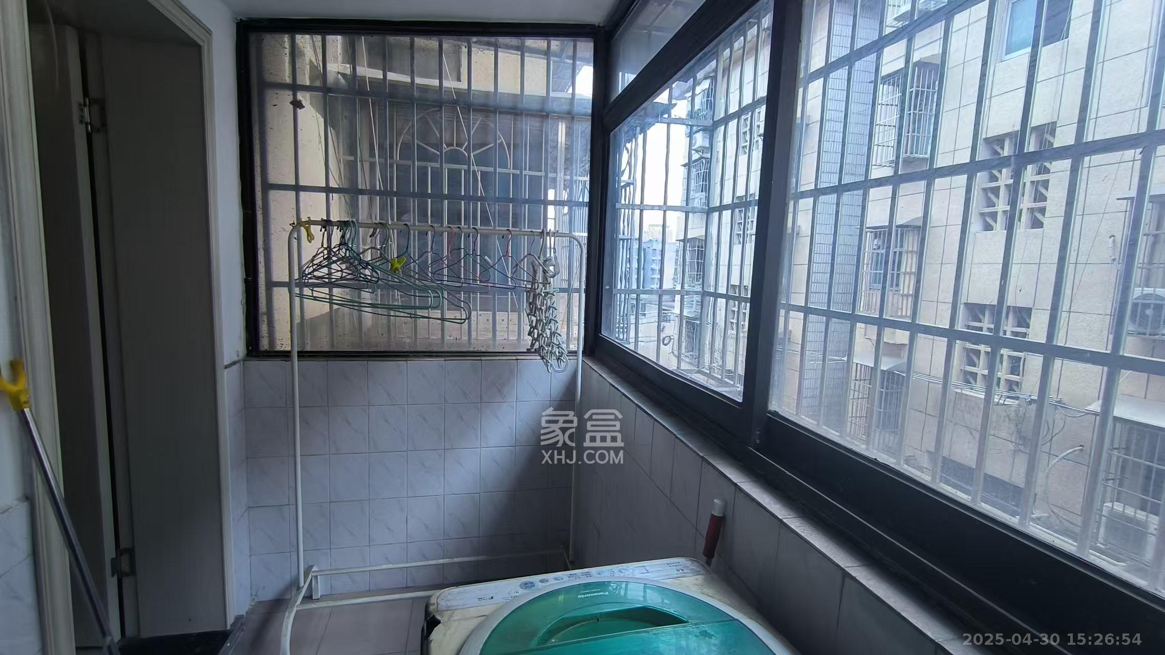 通泰街商居楼  2室1厅1卫   2400.00元/月室内图