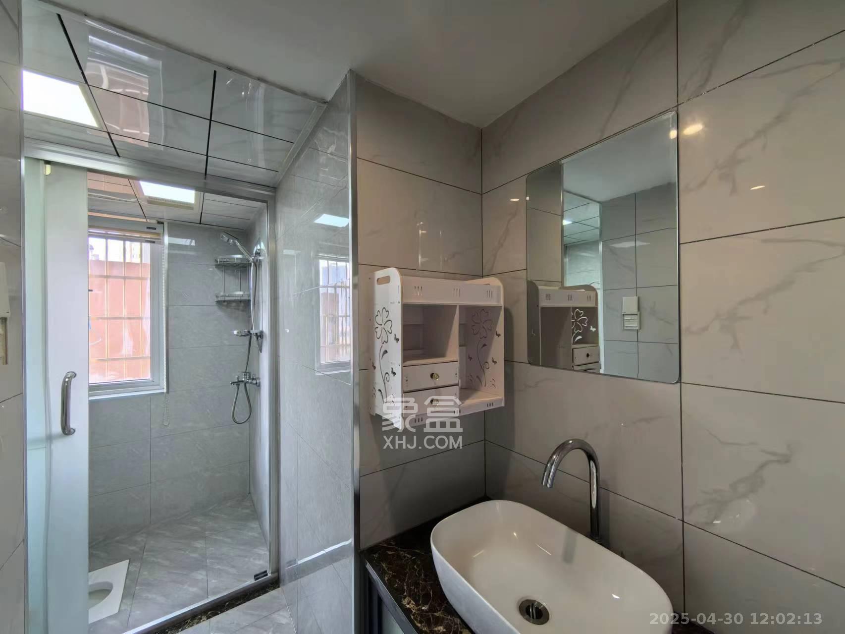 星城新宇川河苑 1室1厅1卫 1300.0元/月 星城新宇川河苑 1室1厅1卫 1300.0元/月室内图