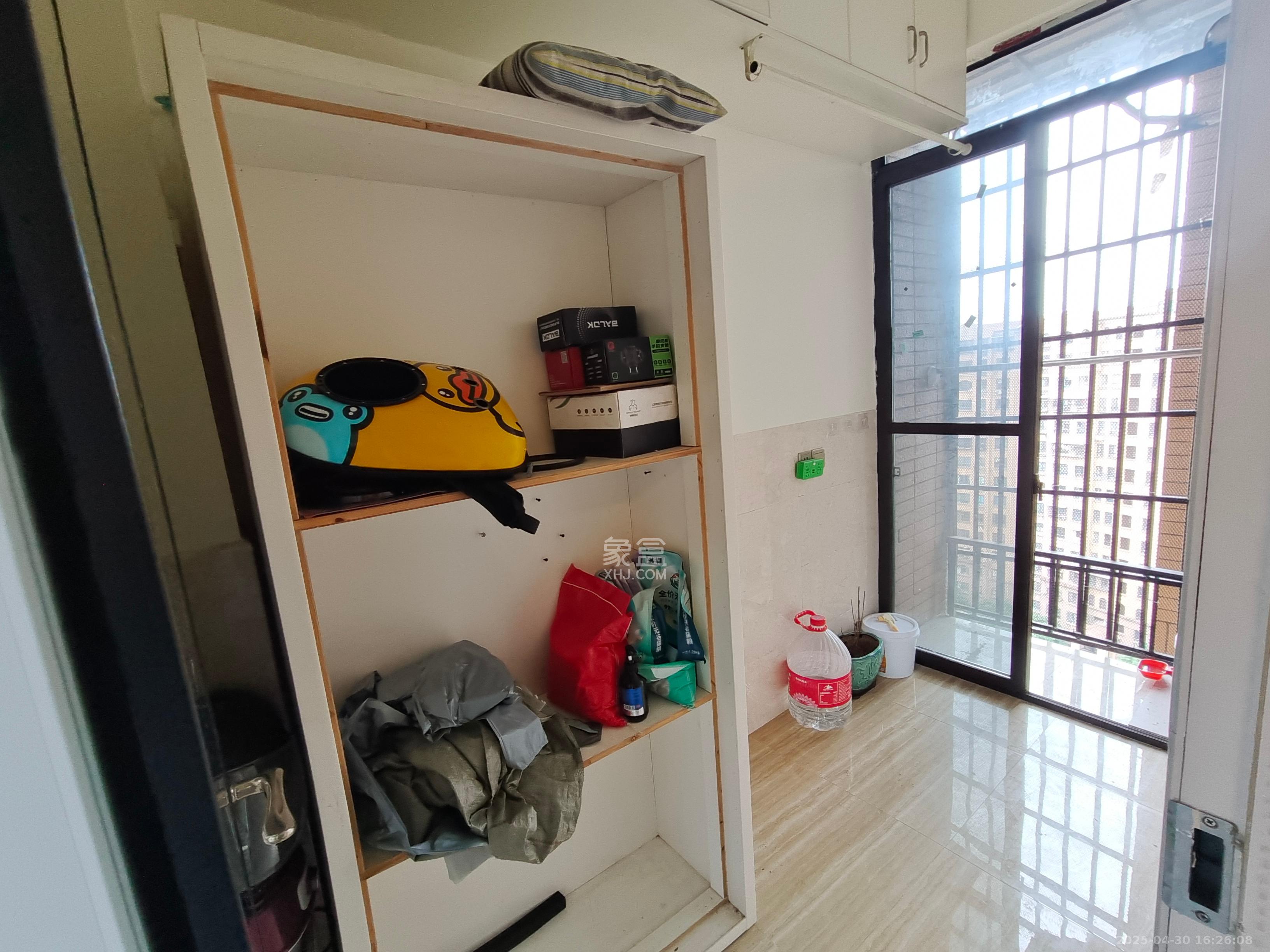 中信凯旋蓝岸（中信新城三期）  1室1厅1卫   1500.00元/月室内图