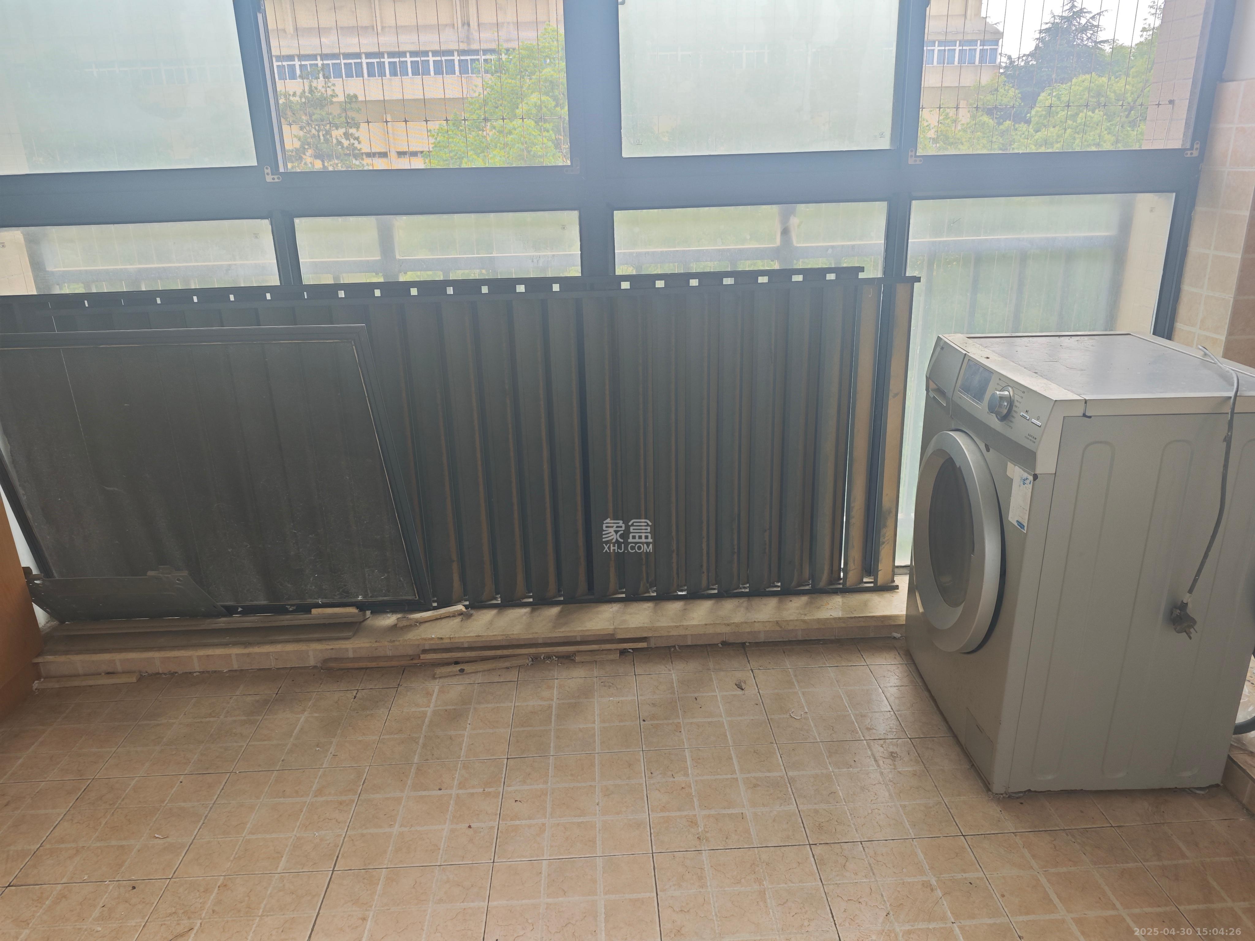 优山美地  3室2厅2卫   2100.00元/月室内图