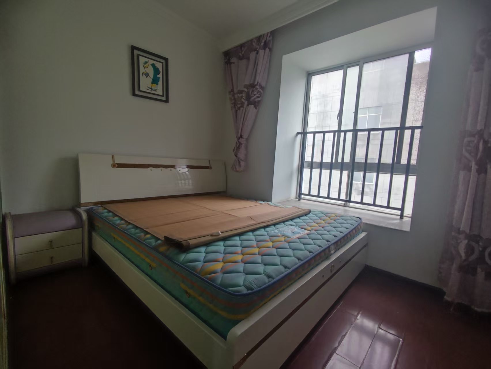 银色现代城 3室2厅2卫 1500.0元/月 银色现代城 3室2厅2卫 1500.0元/月室内图