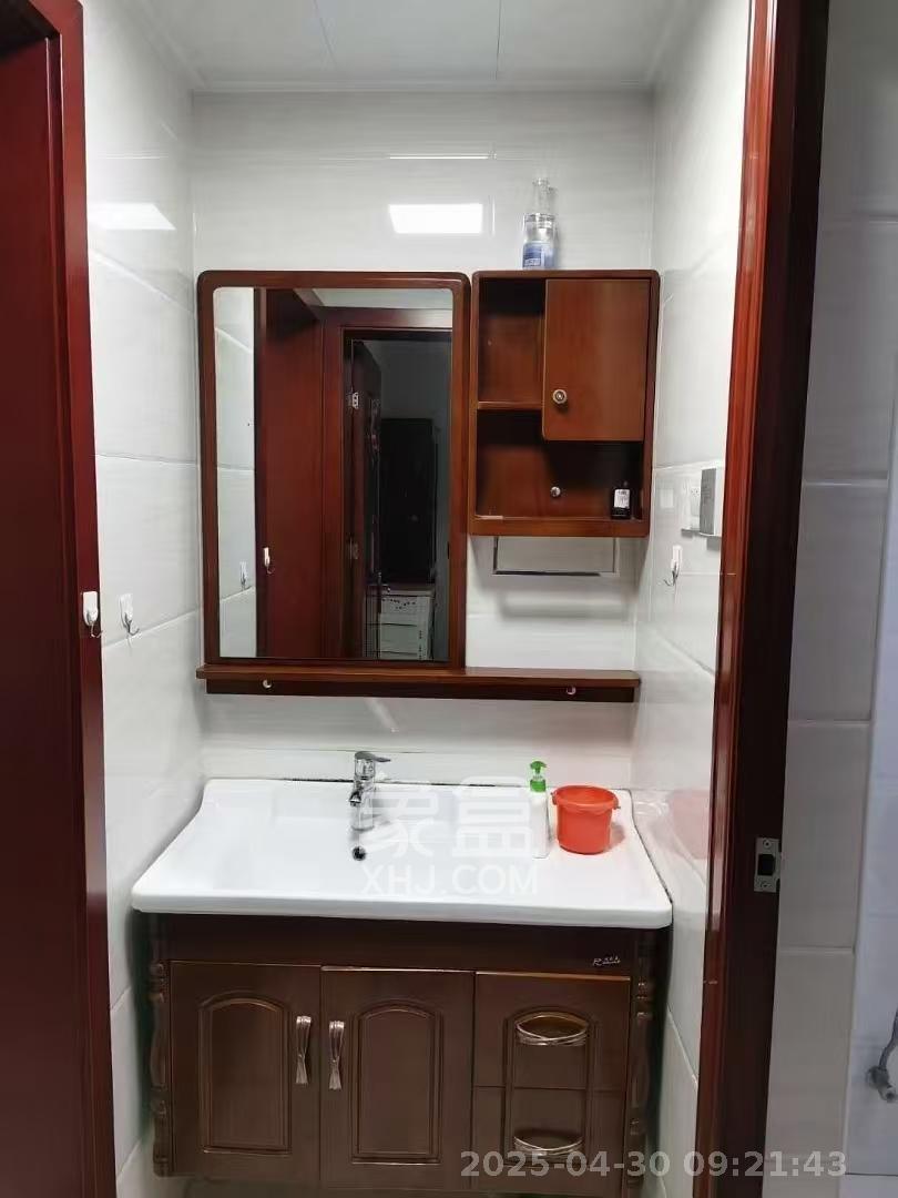 中海梅溪湖壹号  3室2厅1卫    3000.0元/月 中海梅溪湖壹号  3室2厅1卫    3000.0元/月室内图