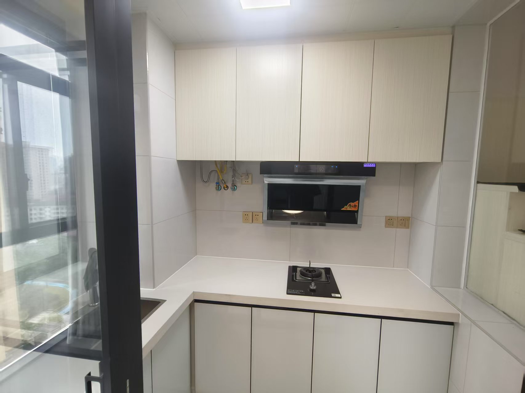 保利香槟国际  1室1厅1卫    21.8万 保利香槟国际  1室1厅1卫    21.8万室内图