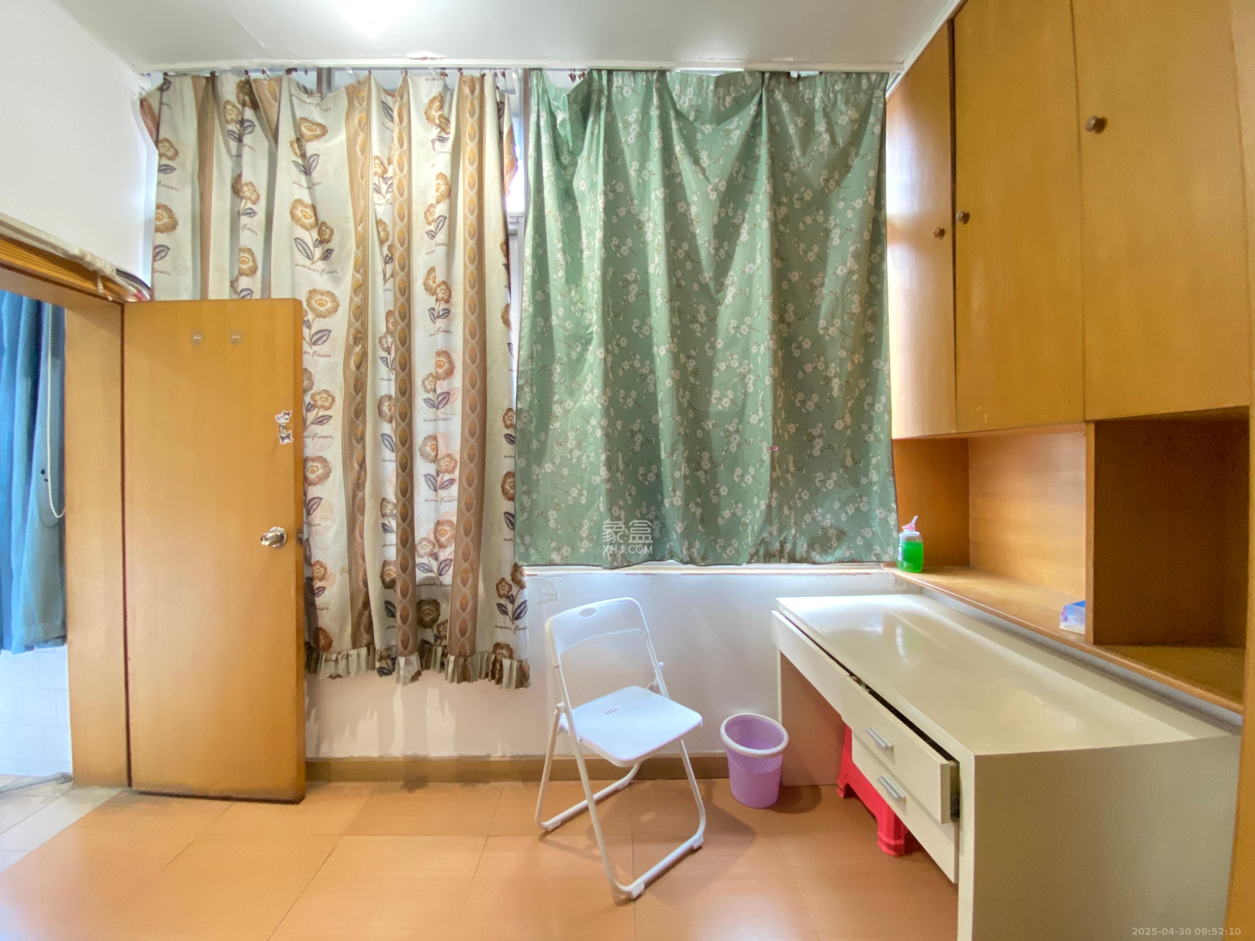 富雅坪社区(红墙巷) 3室2厅1卫 2000.0元/月 富雅坪社区(红墙巷) 3室2厅1卫 2000.0元/月室内图