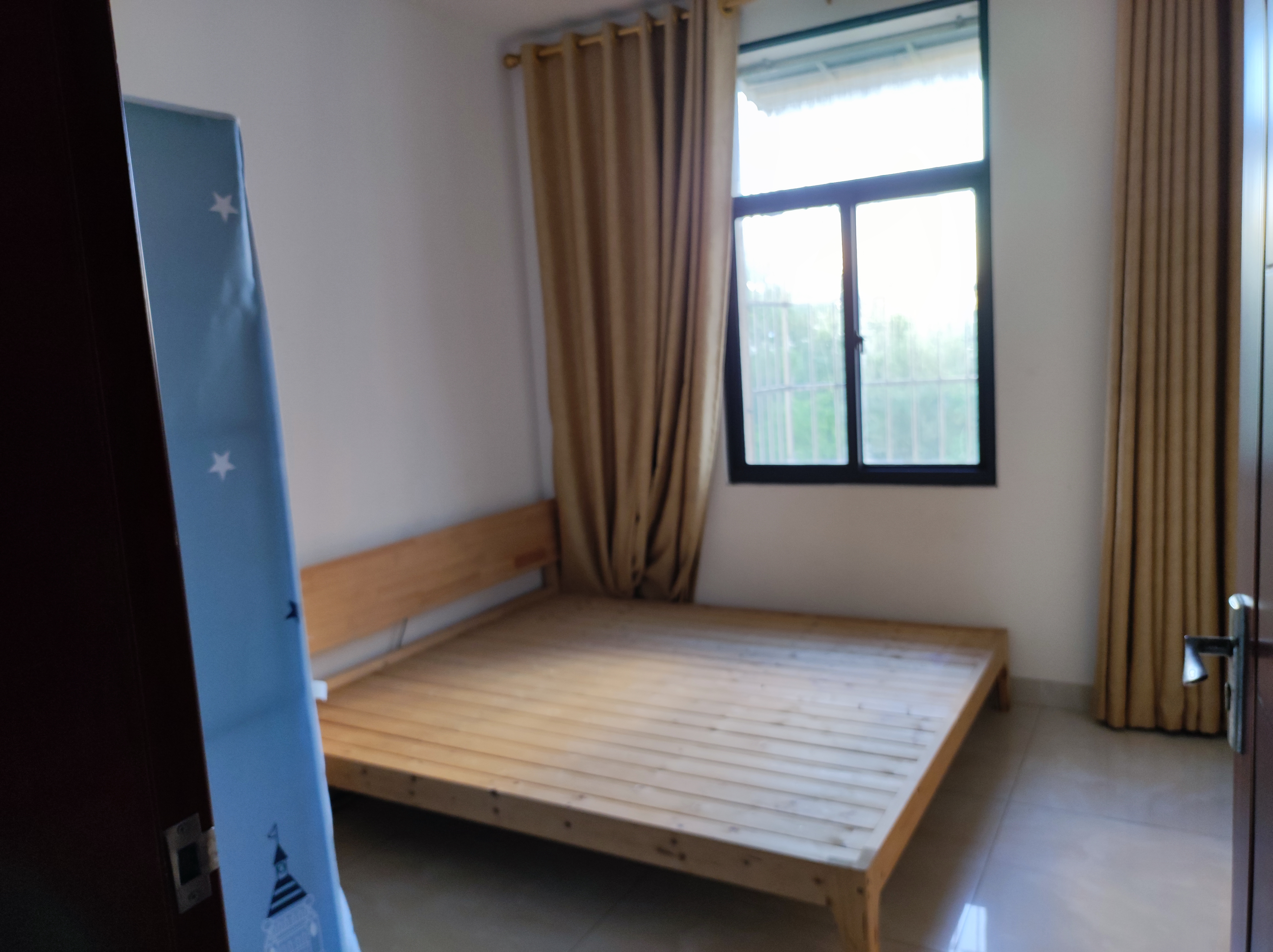 安海新村  2室1厅1卫   1600.00元/月室内图