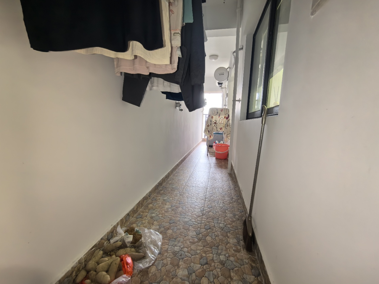 华盛国际公寓  2室2厅1卫    95.0万 华盛国际公寓  2室2厅1卫    95.0万室内图