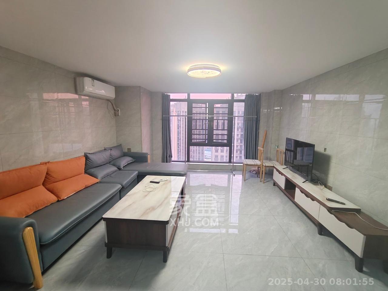 东方美地 2室2厅1卫 1800.0元/月 东方美地 2室2厅1卫 1800.0元/月室内图