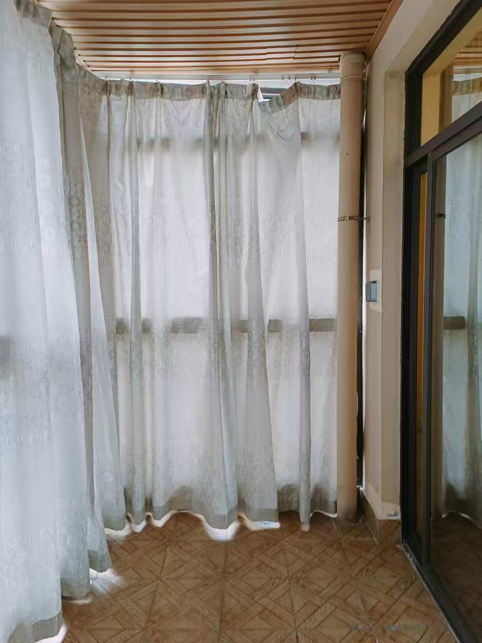 鑫生棕榈泉国际公馆  2室2厅1卫   2800.00元/月室内图