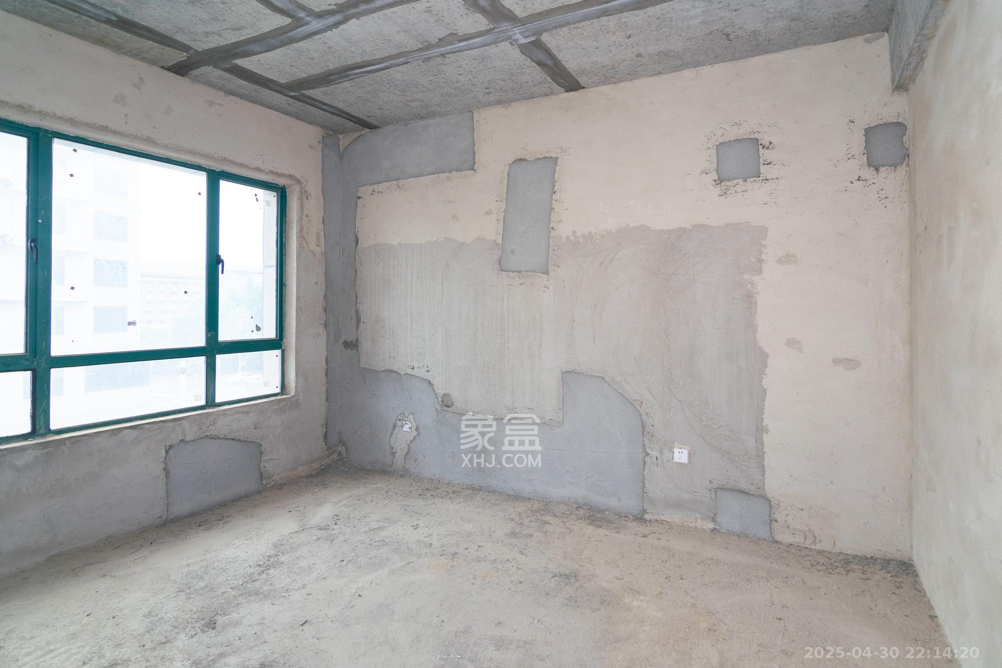 才子城  4室2厅2卫    58.0万卧室