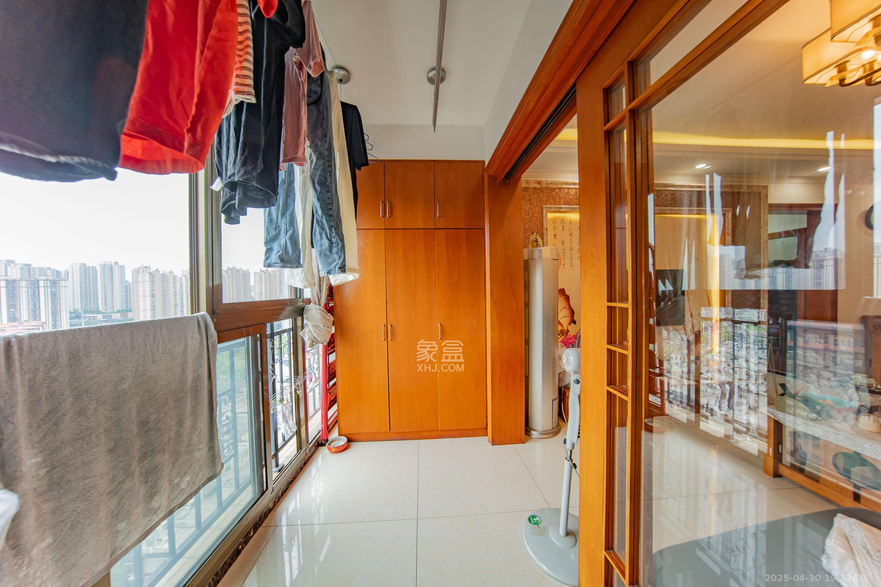 江山帝景雅典  2室1厅1卫   84.00万阳台