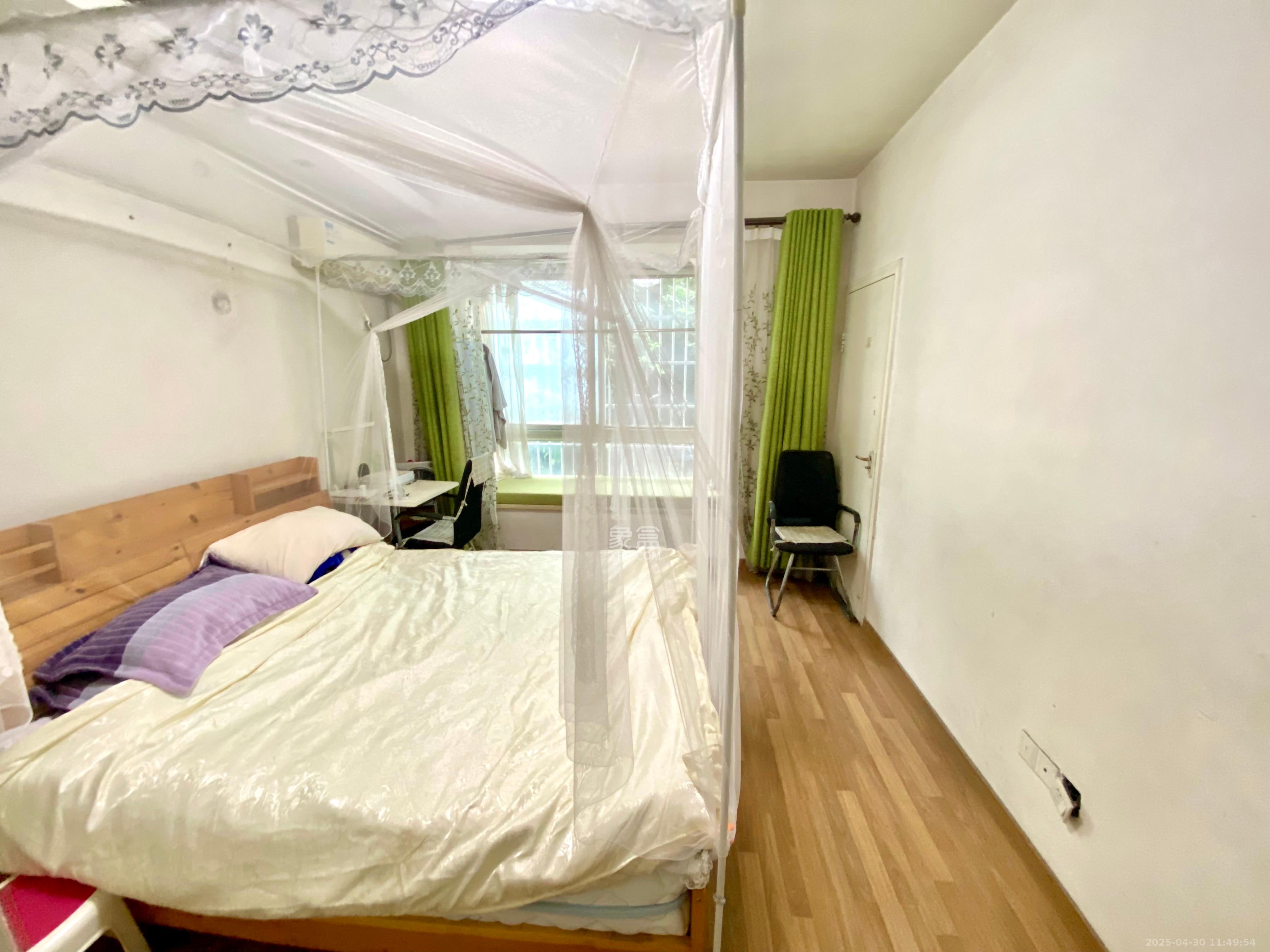 联通小区(瑞丽园) 3室1厅2卫 900.0元/月 联通小区(瑞丽园) 3室1厅2卫 900.0元/月室内图