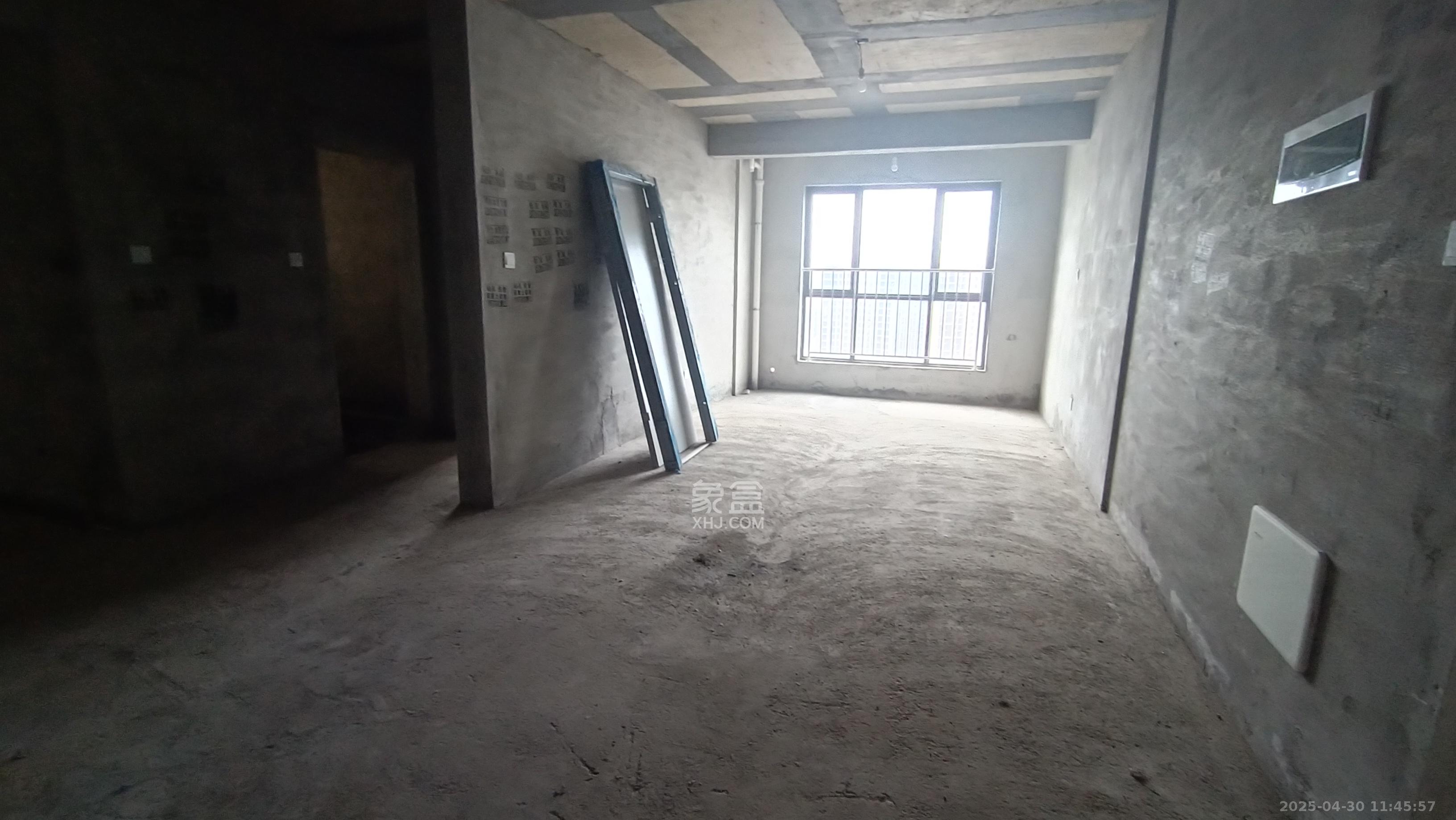 九华世纪城 2室2厅1卫 40.0万 九华世纪城 2室2厅1卫 40.0万客厅