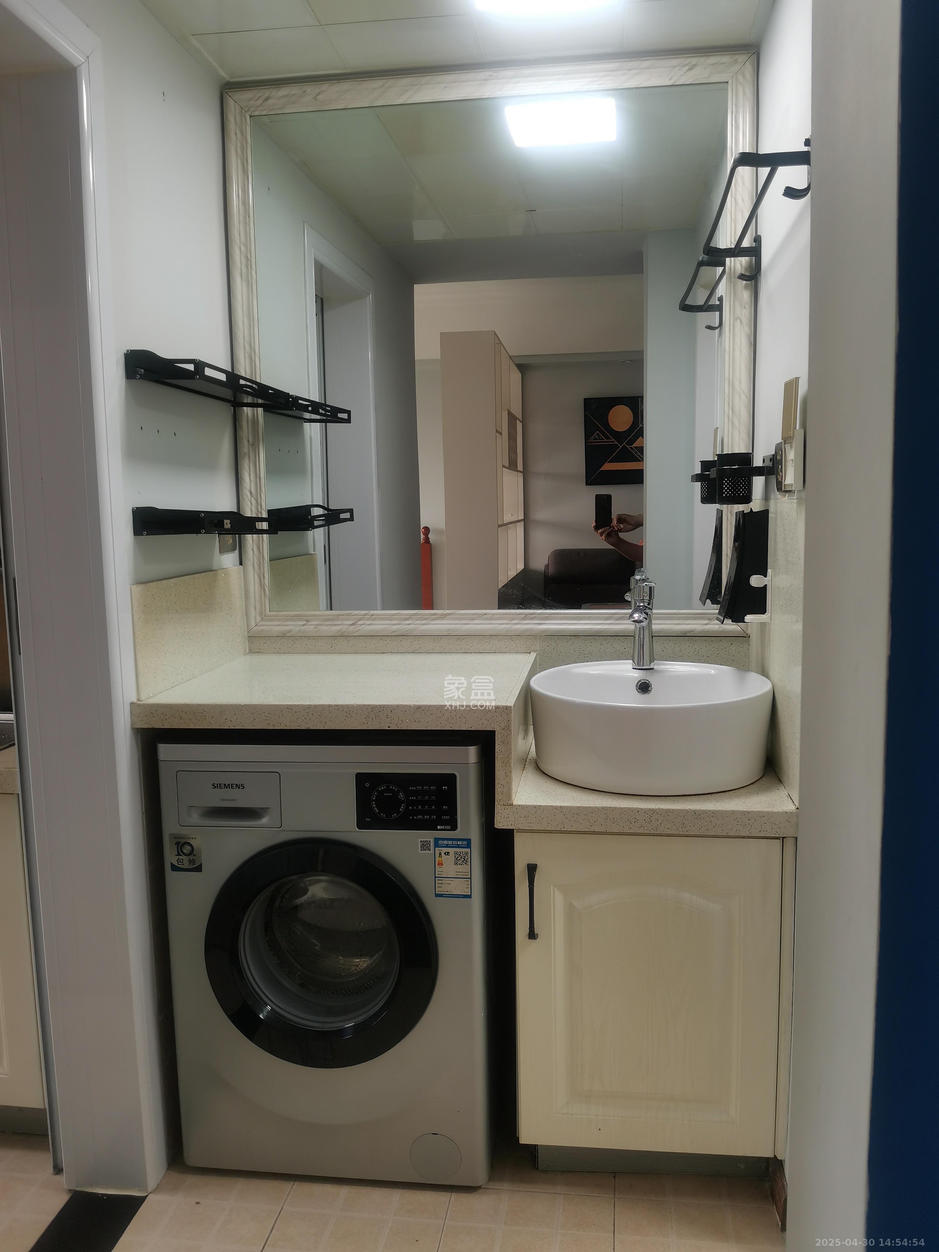 水墨林溪  1室1厅1卫   1700.00元/月室内图