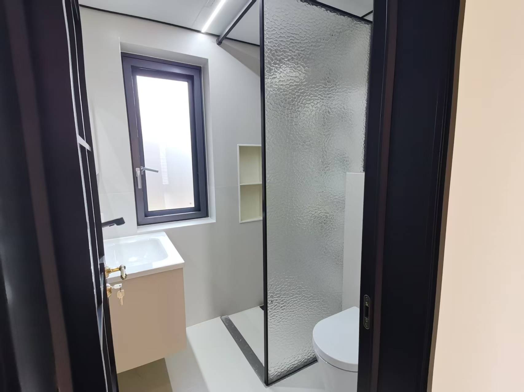 明月湖别墅(建锋)  6室2厅5卫    386.0万 明月湖别墅(建锋)  6室2厅5卫    386.0万室内图