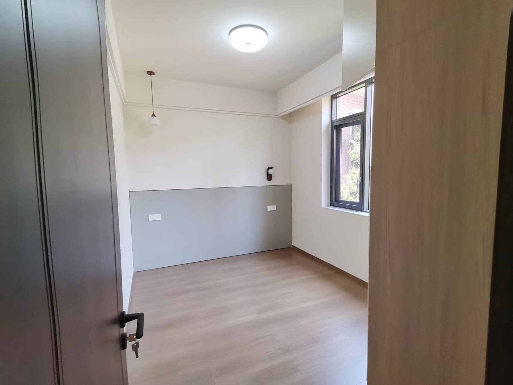 明月湖别墅(建锋)  6室2厅5卫    386.0万 明月湖别墅(建锋)  6室2厅5卫    386.0万室内图