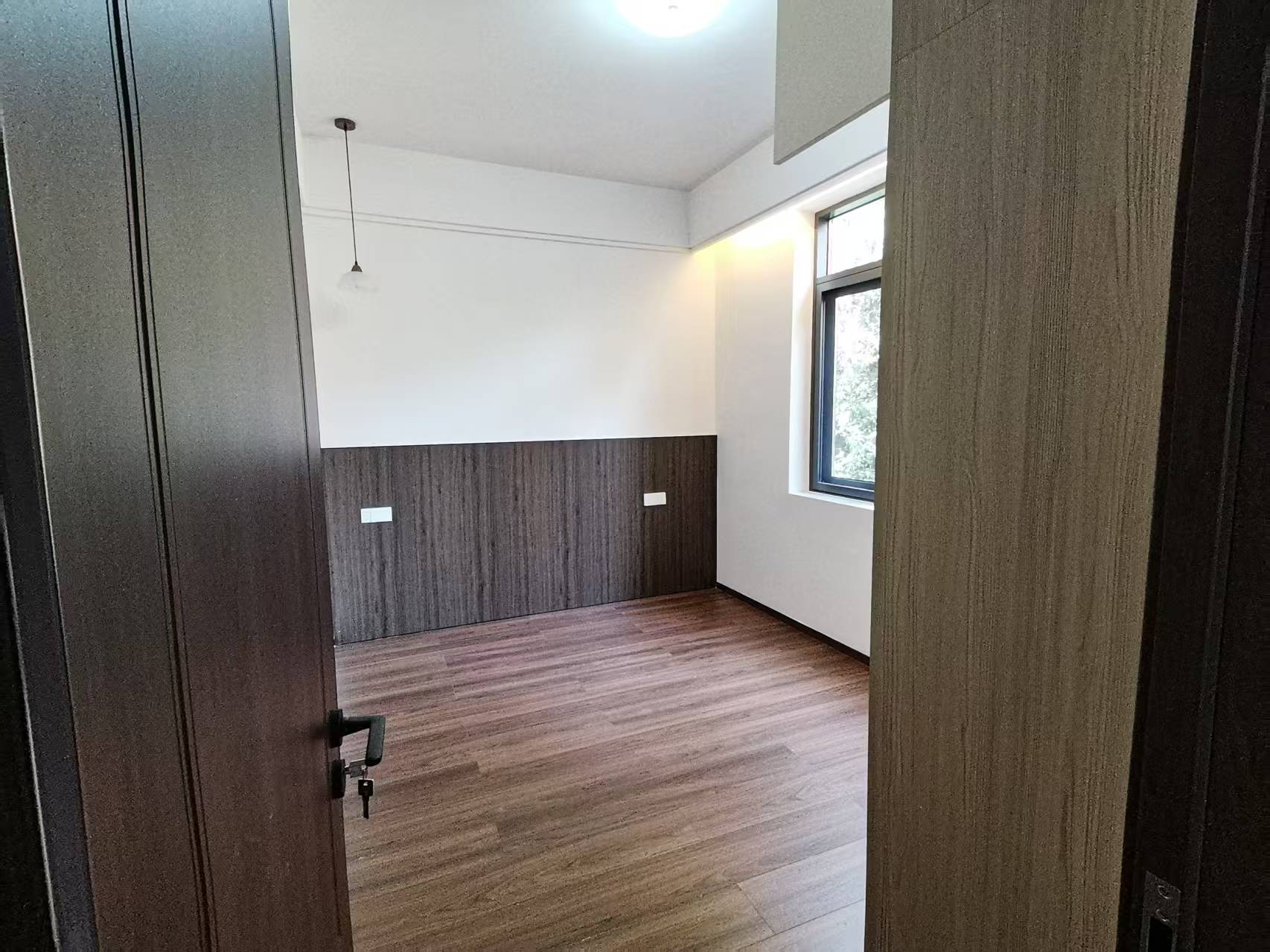 明月湖别墅(建锋)  6室2厅5卫    386.0万 明月湖别墅(建锋)  6室2厅5卫    386.0万室内图