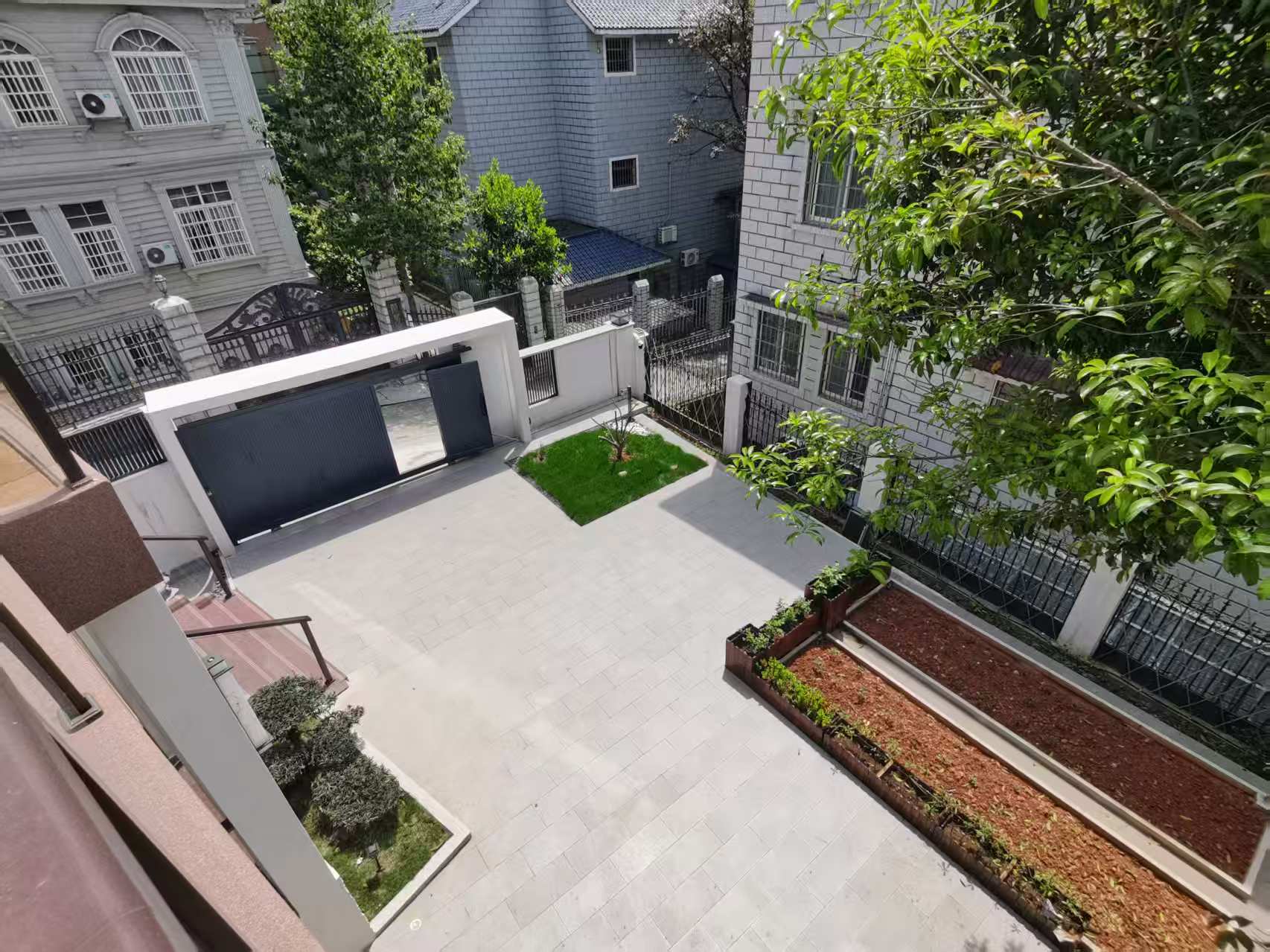 明月湖别墅(建锋)  6室2厅5卫    386.0万 明月湖别墅(建锋)  6室2厅5卫    386.0万室内图