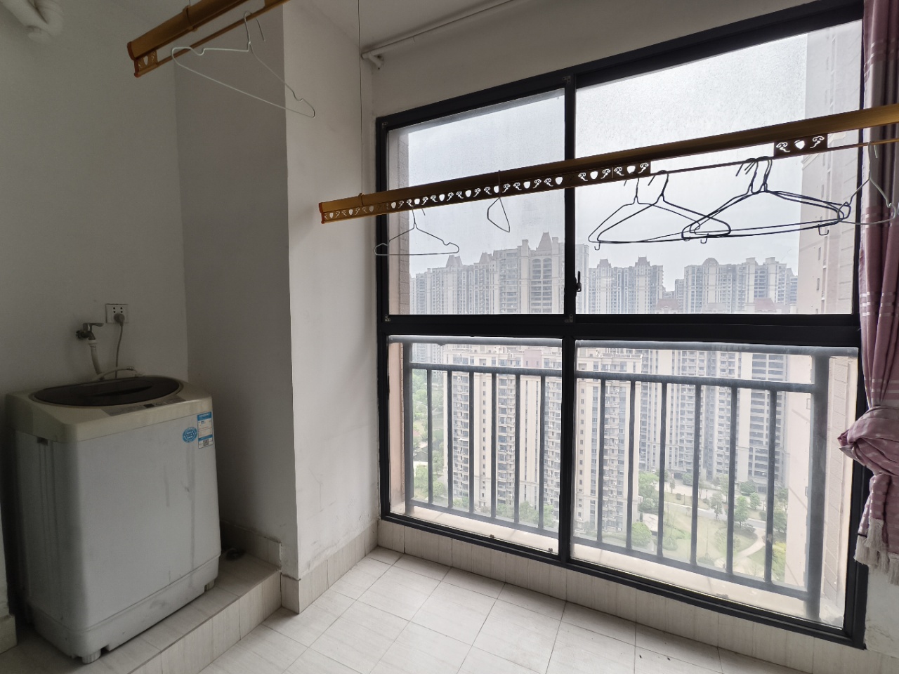 湘银星城  3室2厅1卫    50.8万 湘银星城  3室2厅1卫    50.8万室内图