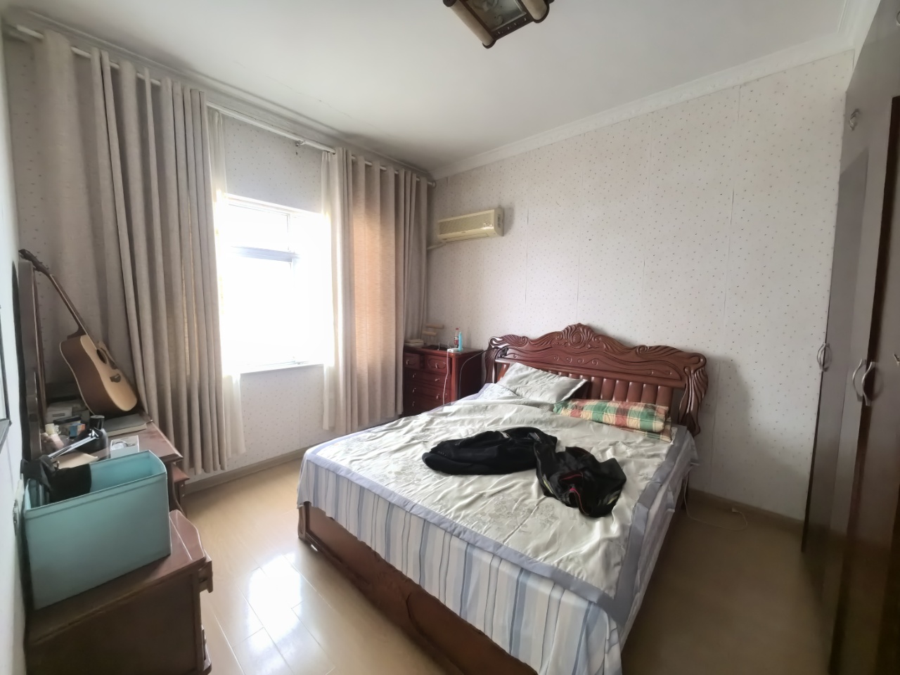 燎原新村 5室2厅3卫 110.0万 燎原新村 5室2厅3卫 110.0万室内图