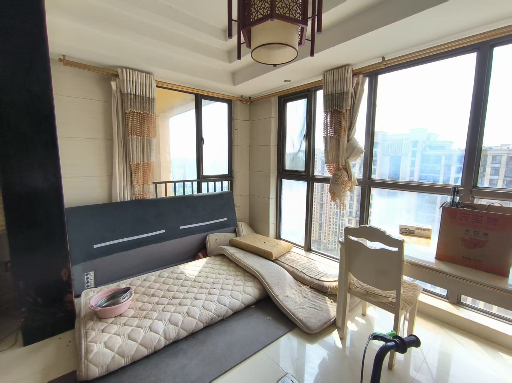 佳兆业金域天下二期 4室2厅2卫 70.0万 佳兆业金域天下二期 4室2厅2卫 70.0万室内图