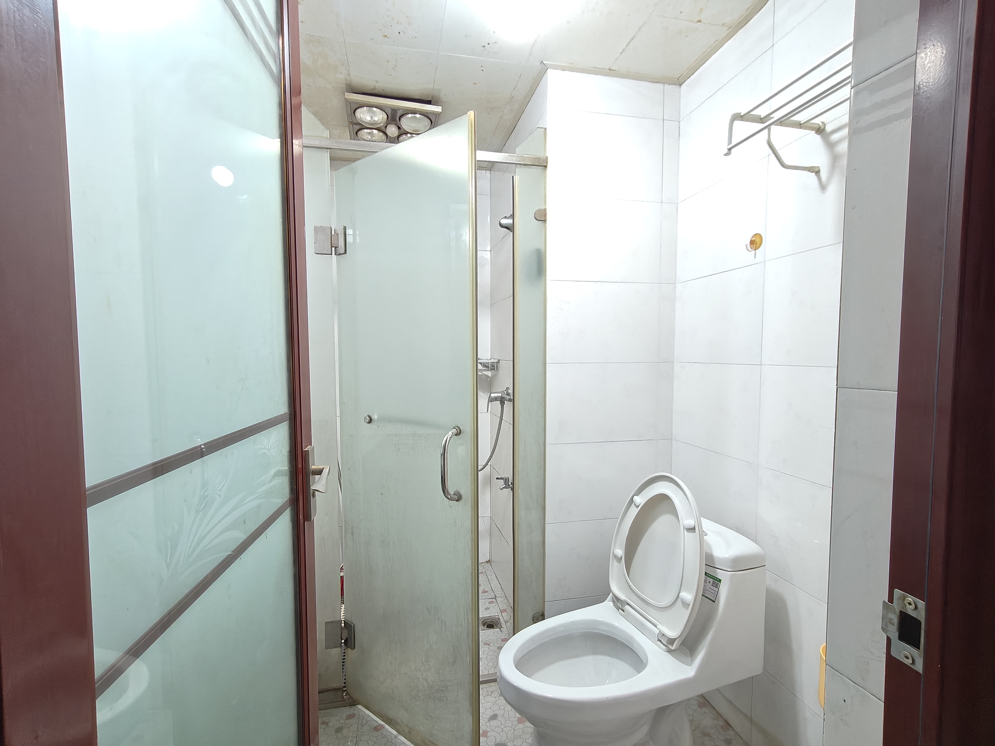 汉华国际 1室1厅1卫 18.0万 汉华国际 1室1厅1卫 18.0万室内图