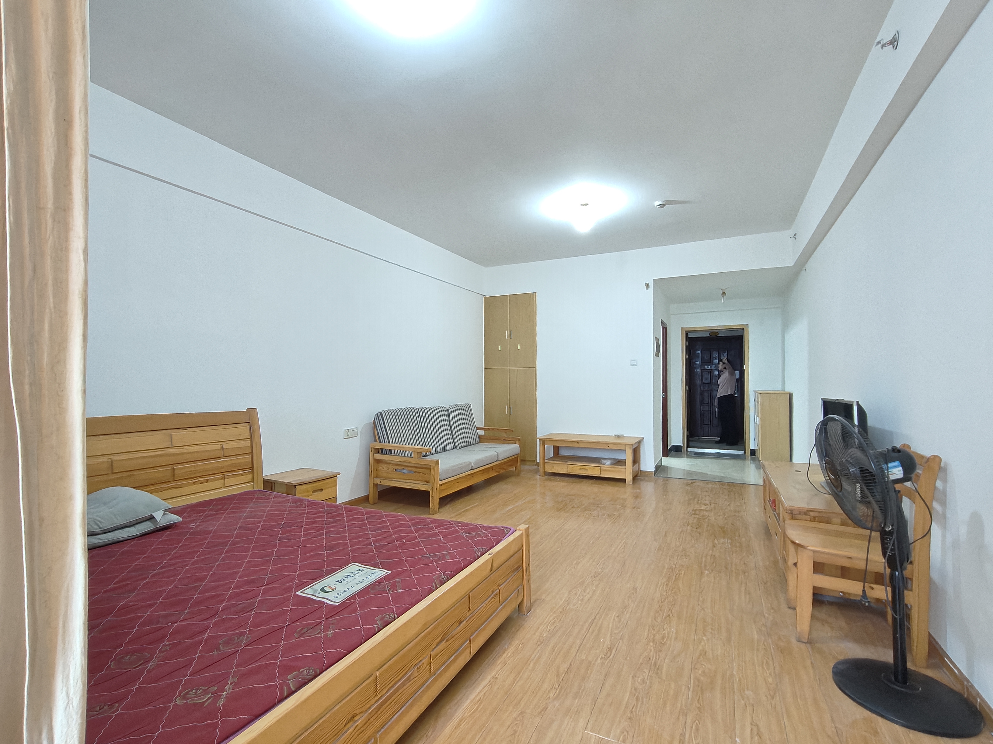 汉华国际 1室1厅1卫 18.0万 汉华国际 1室1厅1卫 18.0万室内图