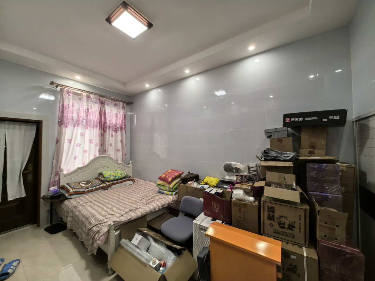 碧玉花园别墅 5室2厅3卫 130.0万 碧玉花园别墅 5室2厅3卫 130.0万室内图