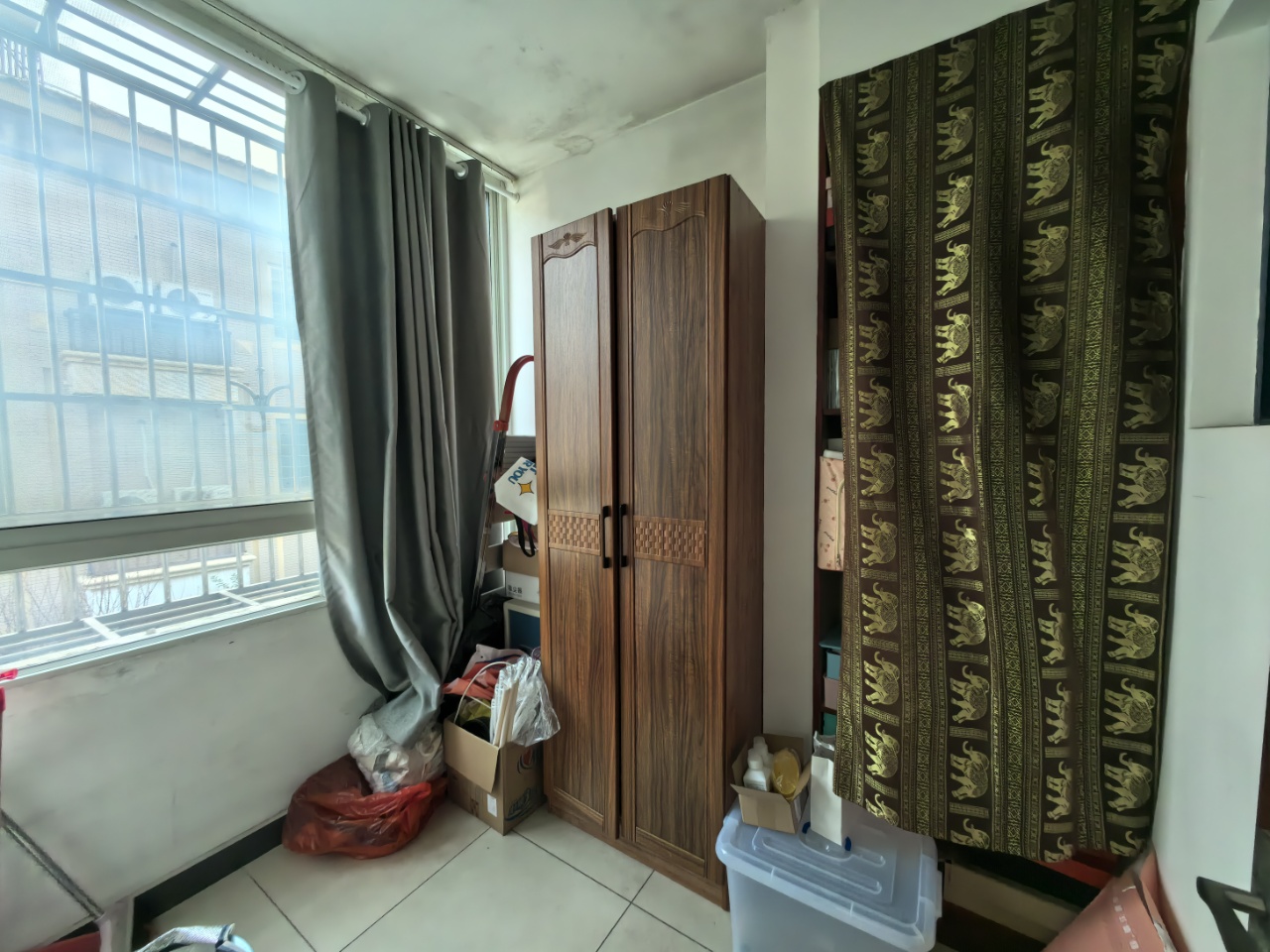 碧玉花园别墅 5室2厅3卫 130.0万 碧玉花园别墅 5室2厅3卫 130.0万室内图