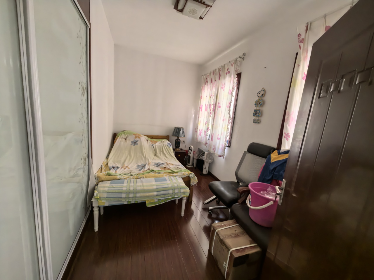 碧玉花园别墅 5室2厅3卫 130.0万 碧玉花园别墅 5室2厅3卫 130.0万室内图