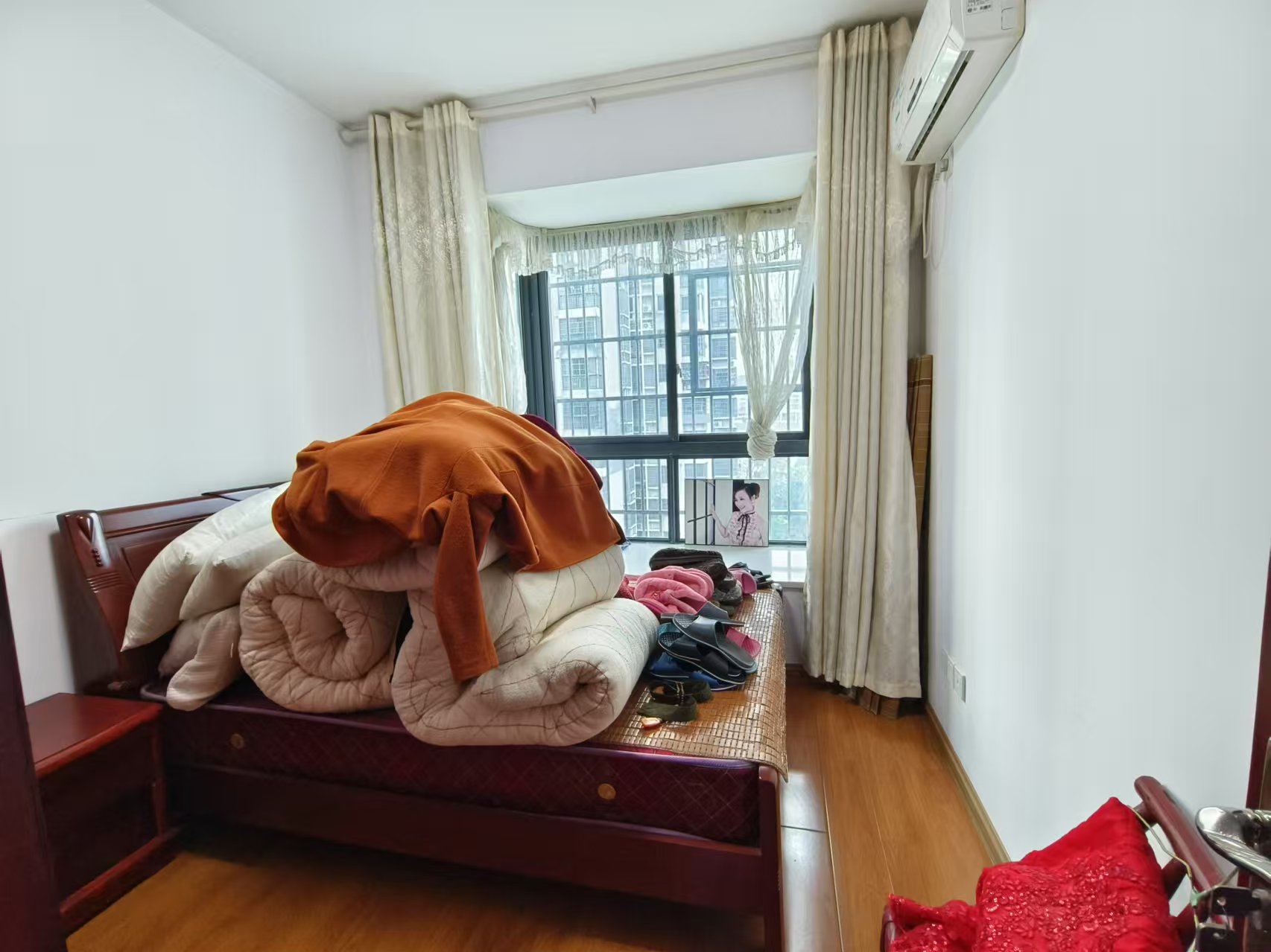 圣华名城建设北路110号  4室2厅2卫    55.0万 圣华名城建设北路110号  4室2厅2卫    55.0万室内图