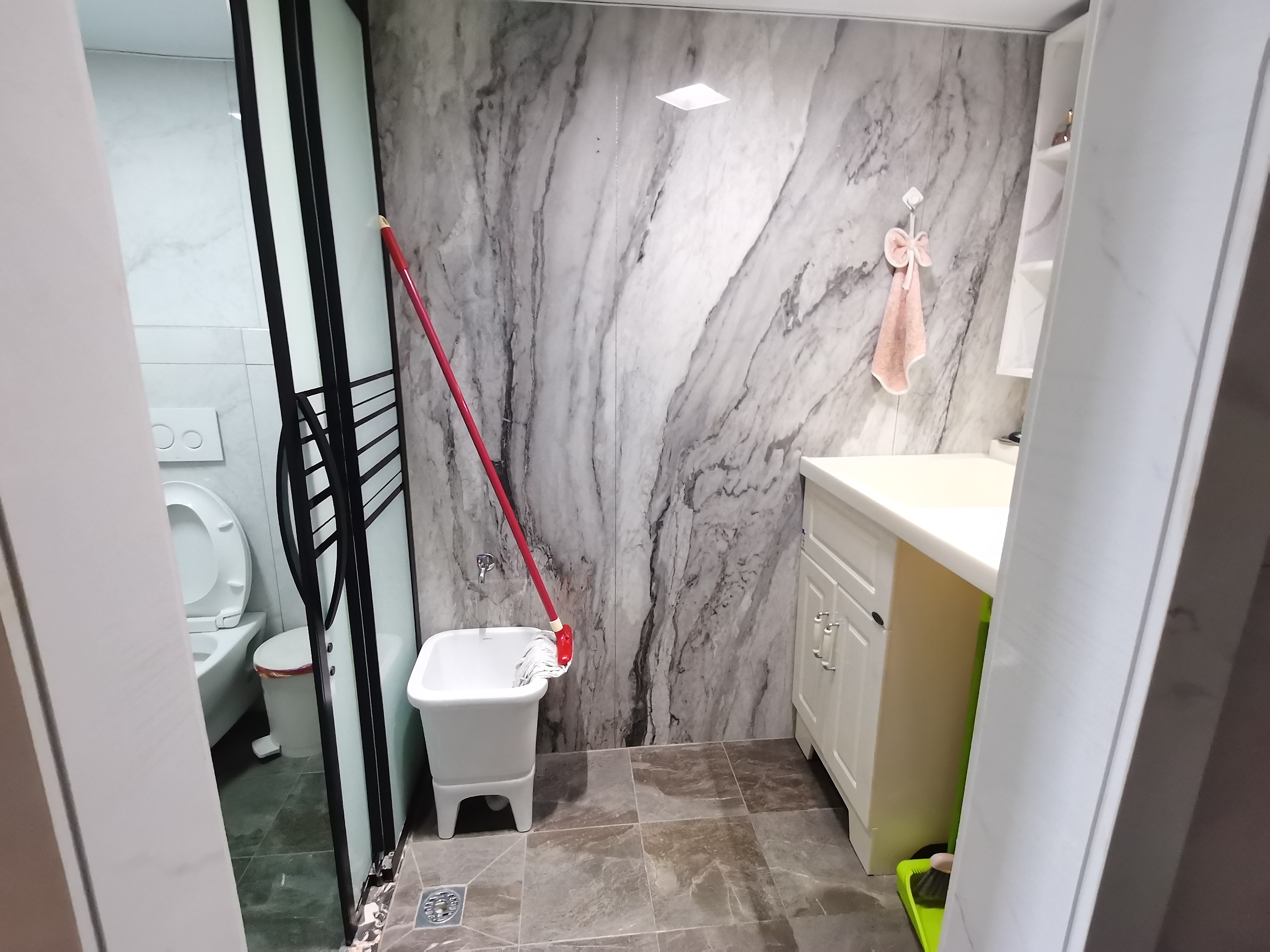 未来云环球中心 2室1厅1卫 37.5万 未来云环球中心 2室1厅1卫 37.5万室内图