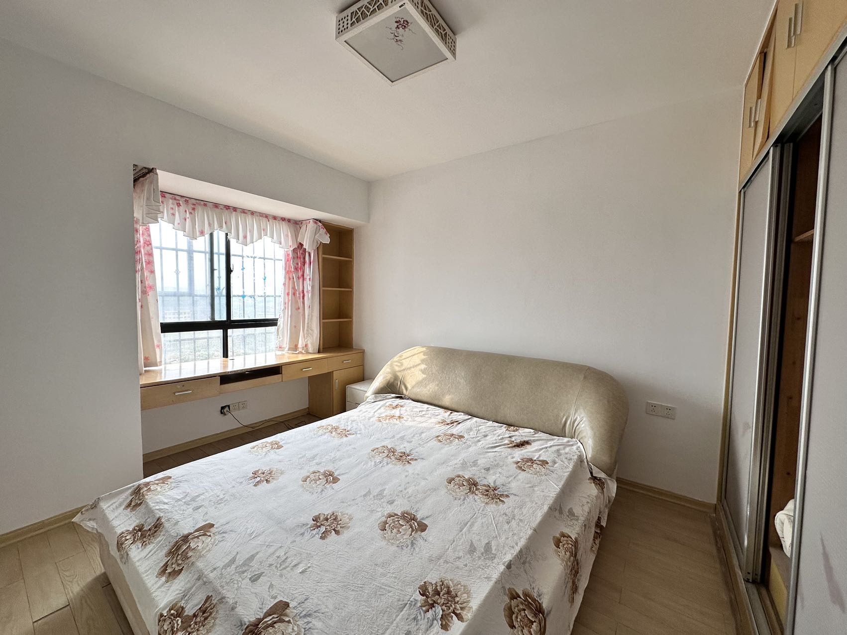 荷塘月色红旗南路46号 2室2厅1卫 32.8万 荷塘月色红旗南路46号 2室2厅1卫 32.8万室内图