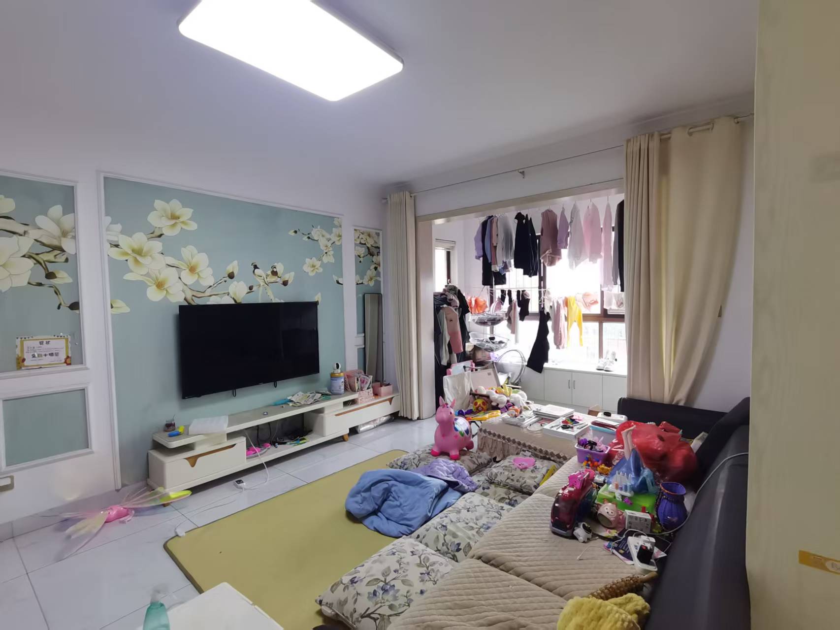 凿石凤凰苑 2室2厅1卫 30.8万 凿石凤凰苑 2室2厅1卫 30.8万室内图