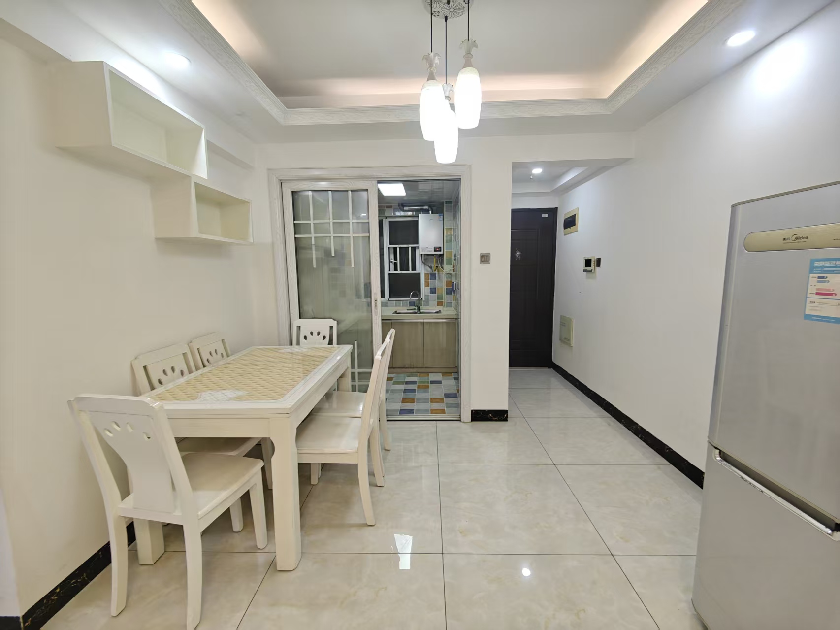 美的城三期 2室2厅1卫 37.0万 美的城三期 2室2厅1卫 37.0万室内图