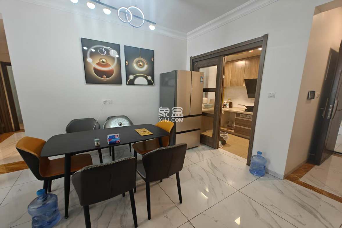 天元区碧桂园 3室2厅2卫 68.0万 天元区碧桂园 3室2厅2卫 68.0万室内图