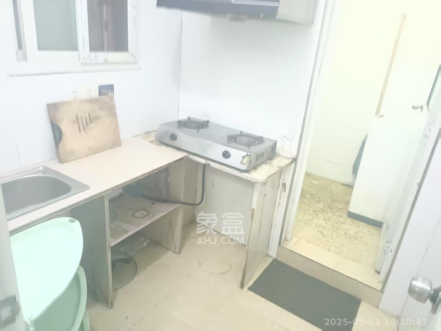 师敬湾巷散盘  1室1厅1卫   1600.00元/月室内图