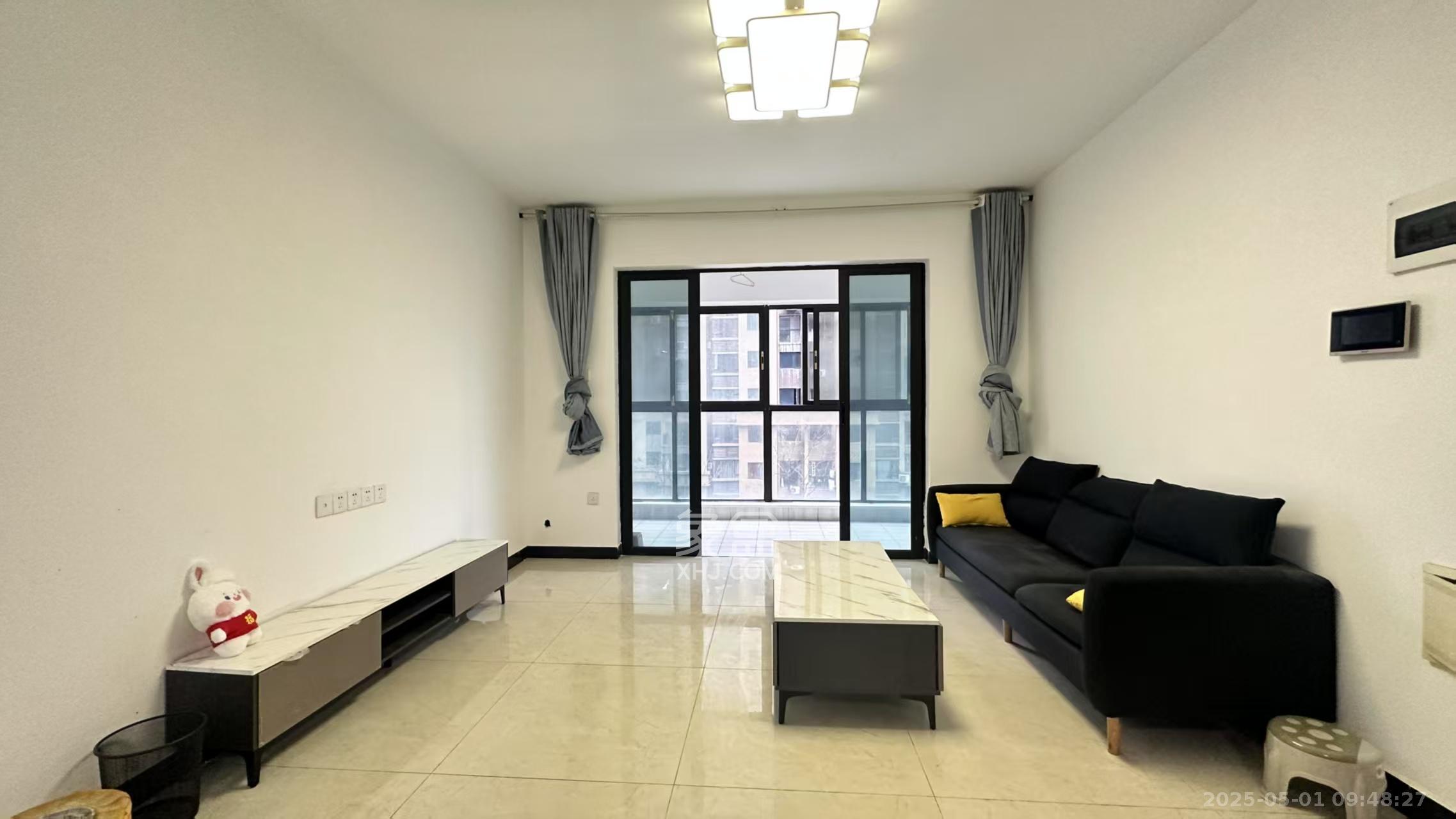 勤诚达境界城  4室2厅2卫    2200.0元/月 勤诚达境界城  4室2厅2卫    2200.0元/月室内图