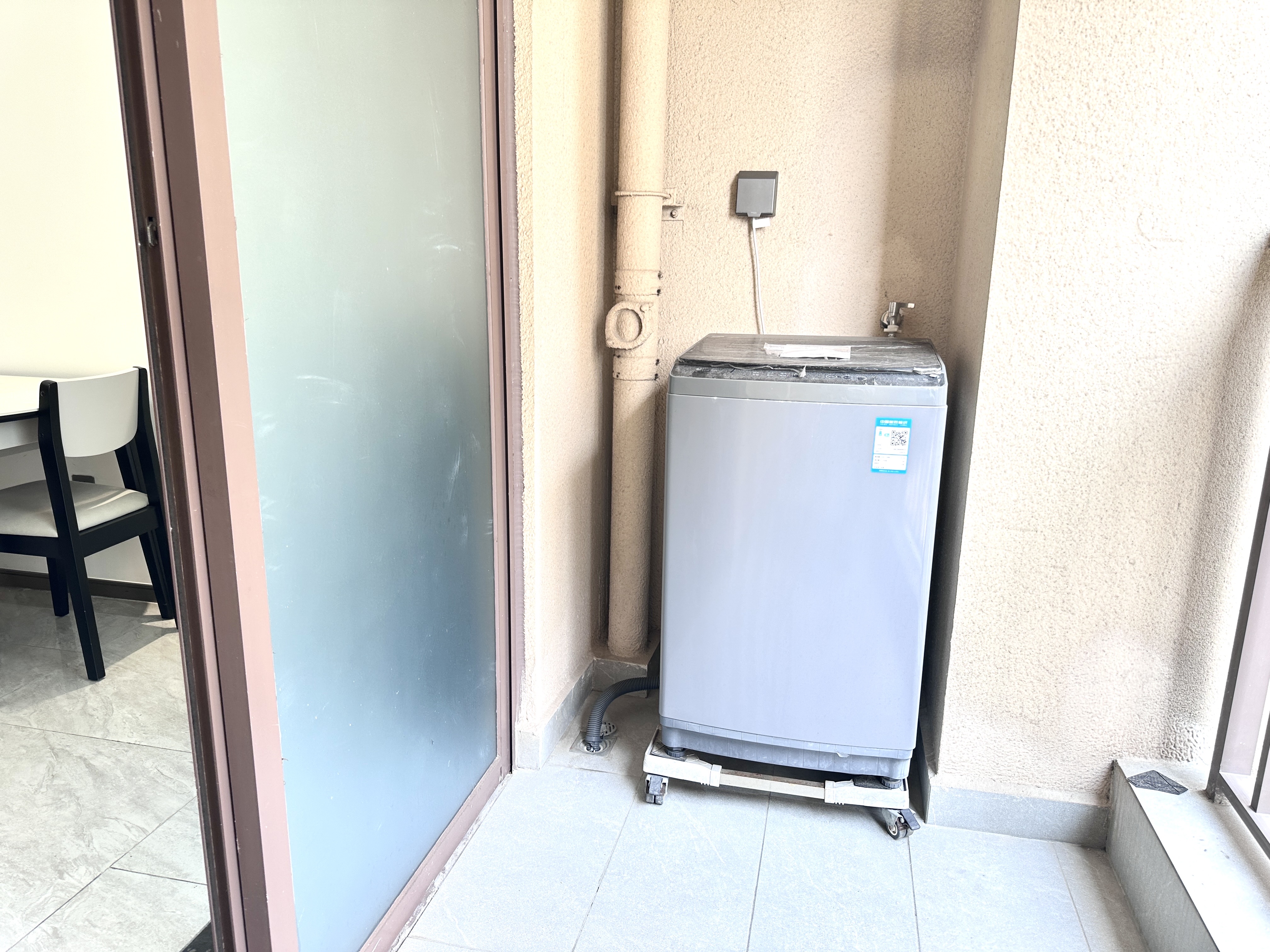 海航豪庭南苑  3室2厅2卫   5200.00元/月室内图